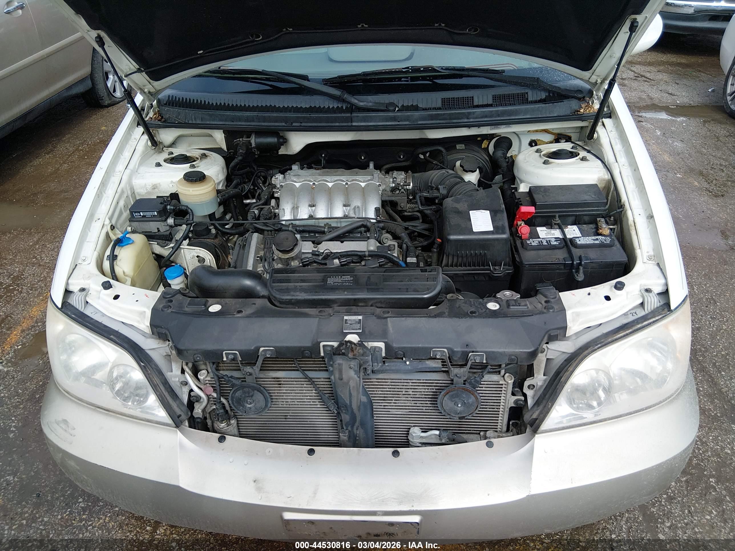 KIA SEDONA image 10