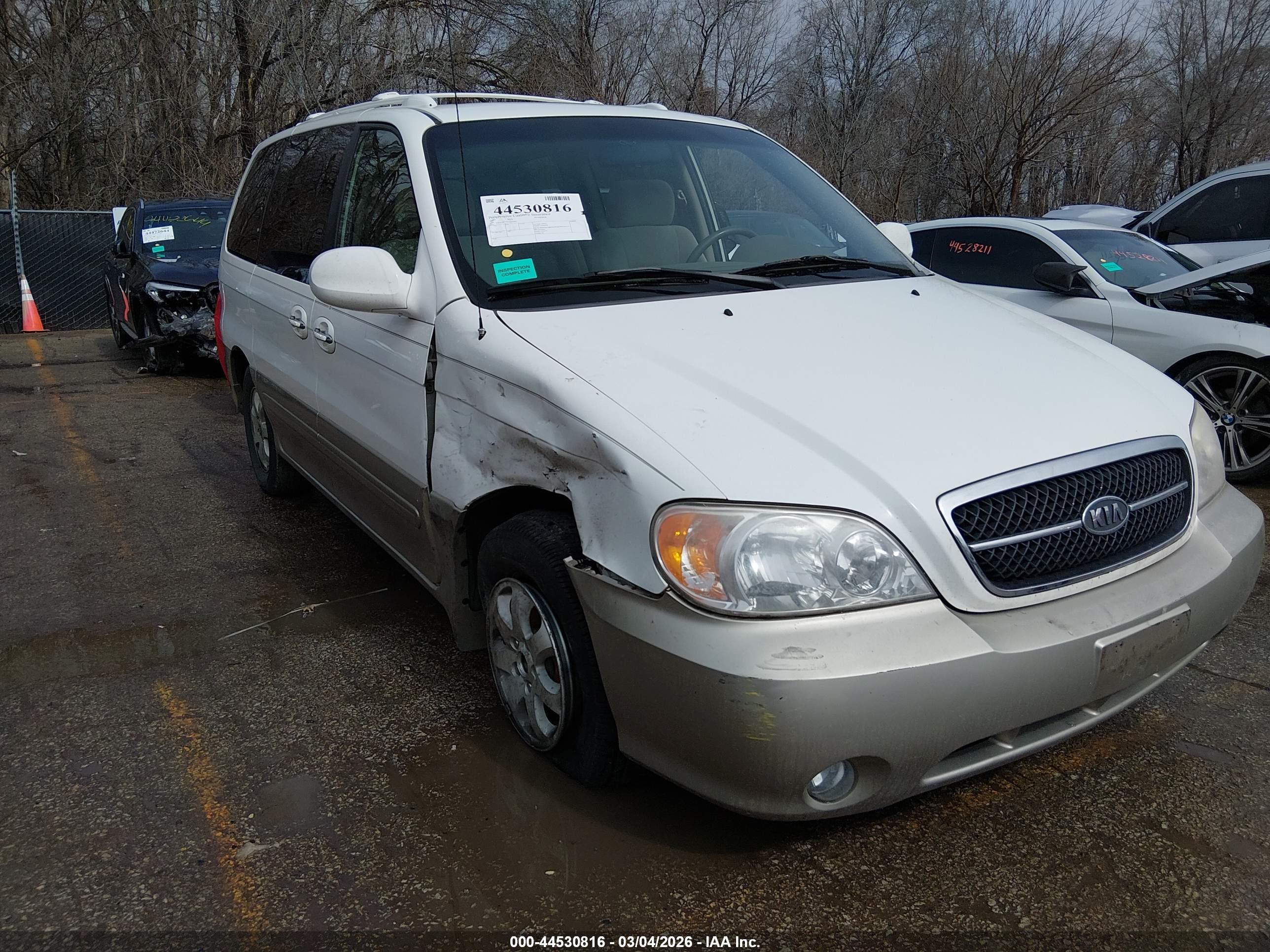 KIA SEDONA image 6