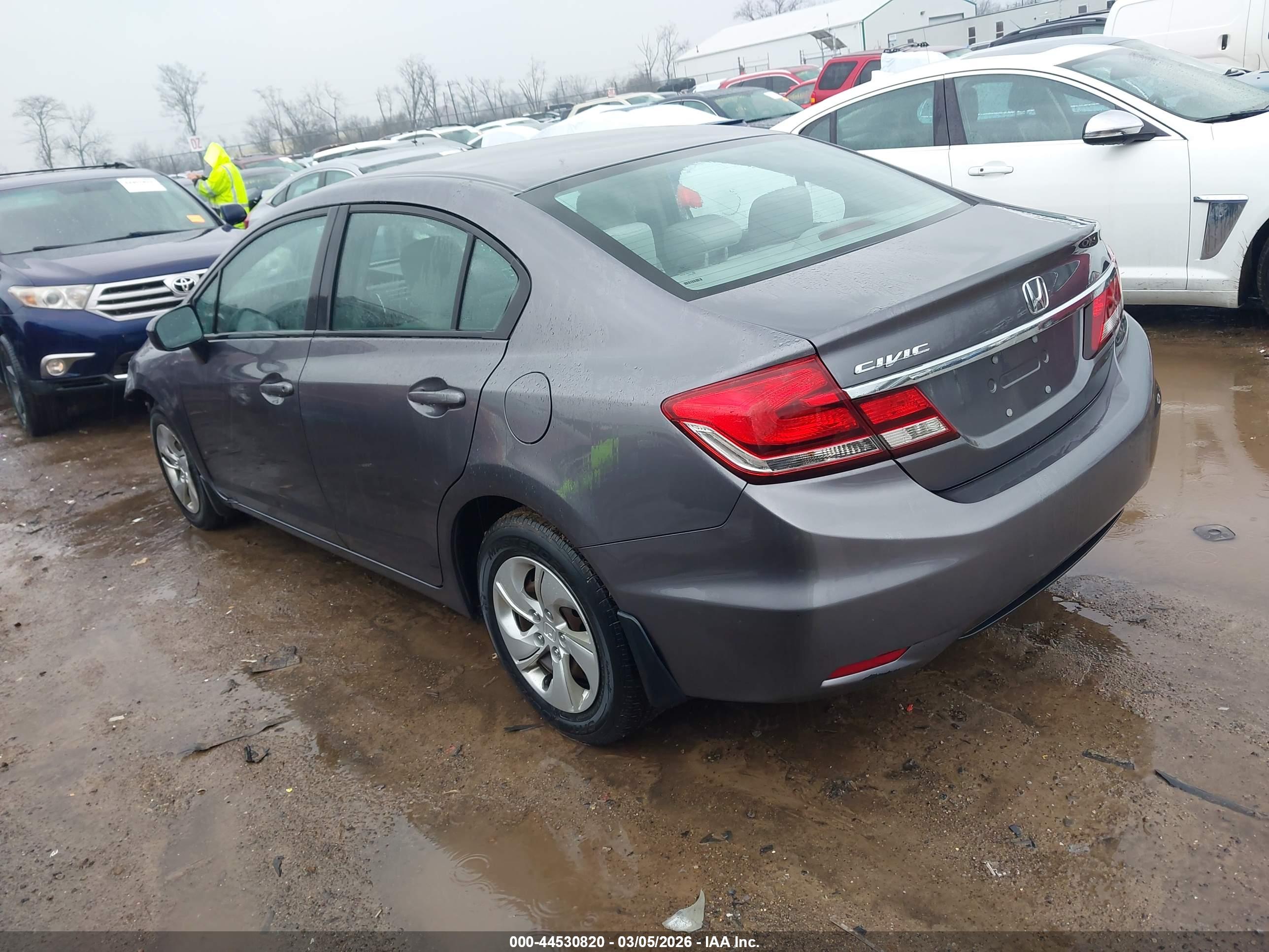 HONDA CIVIC image 3