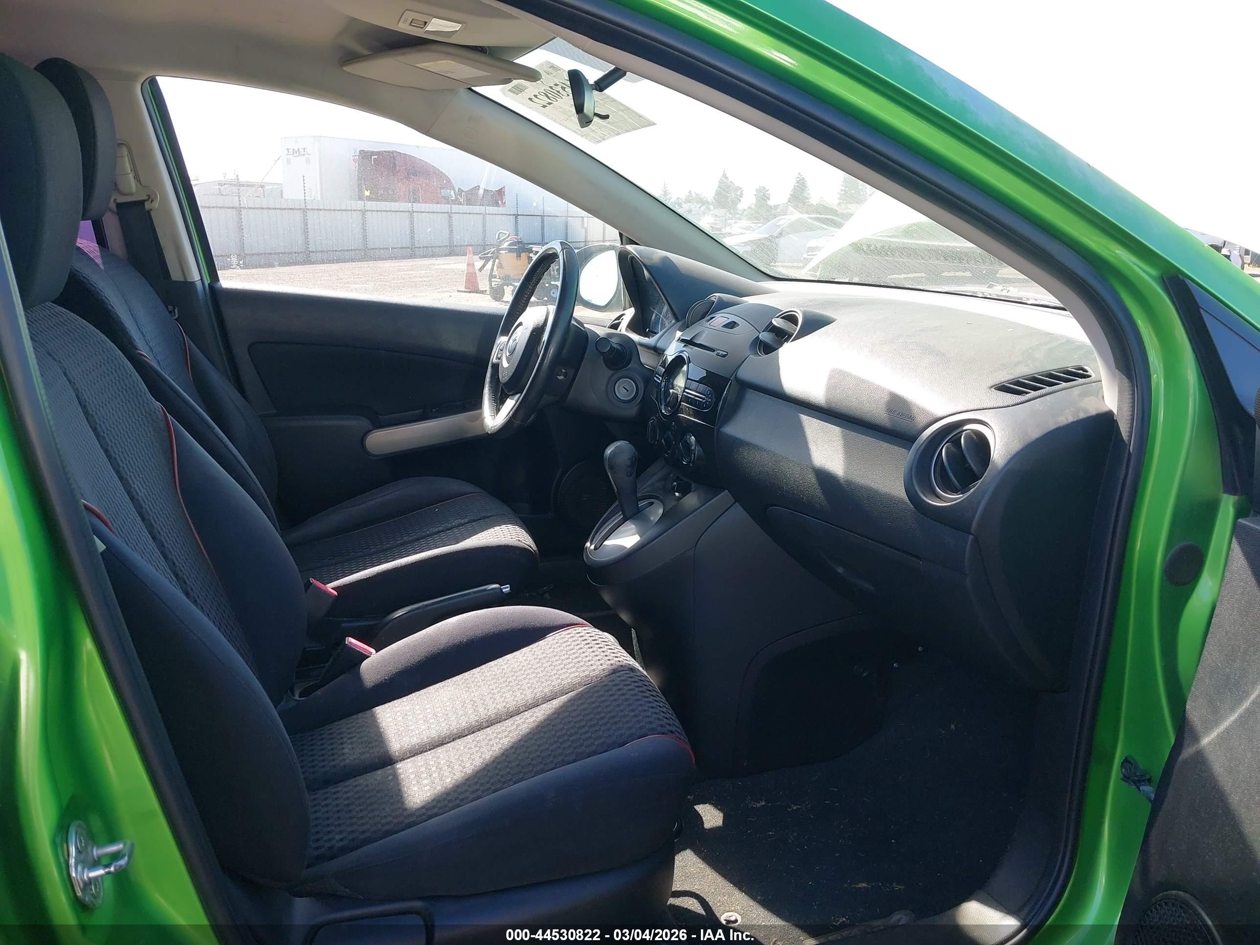 MAZDA MAZDA2 image 5