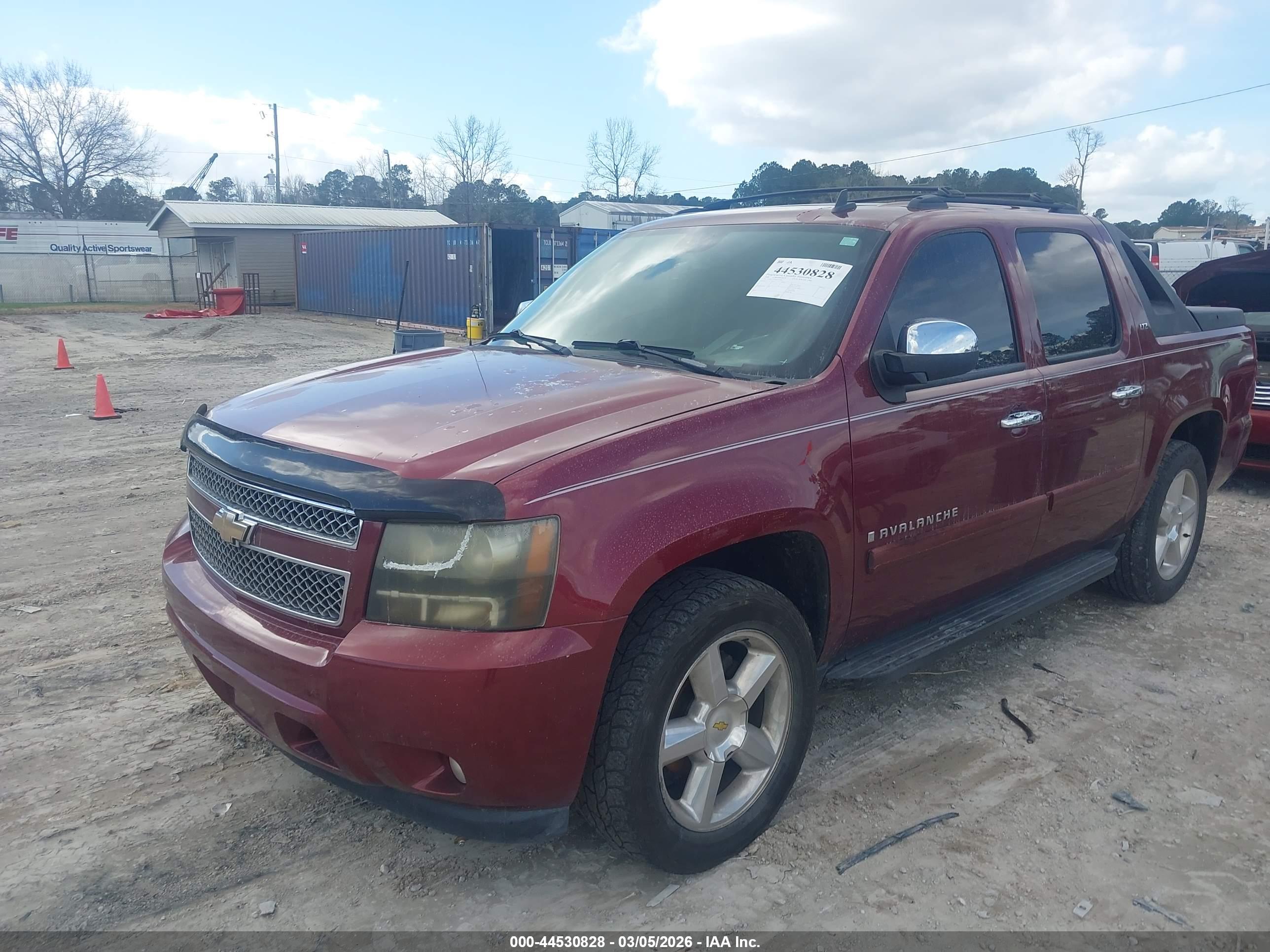 CHEVROLET AVALANCHE image 2