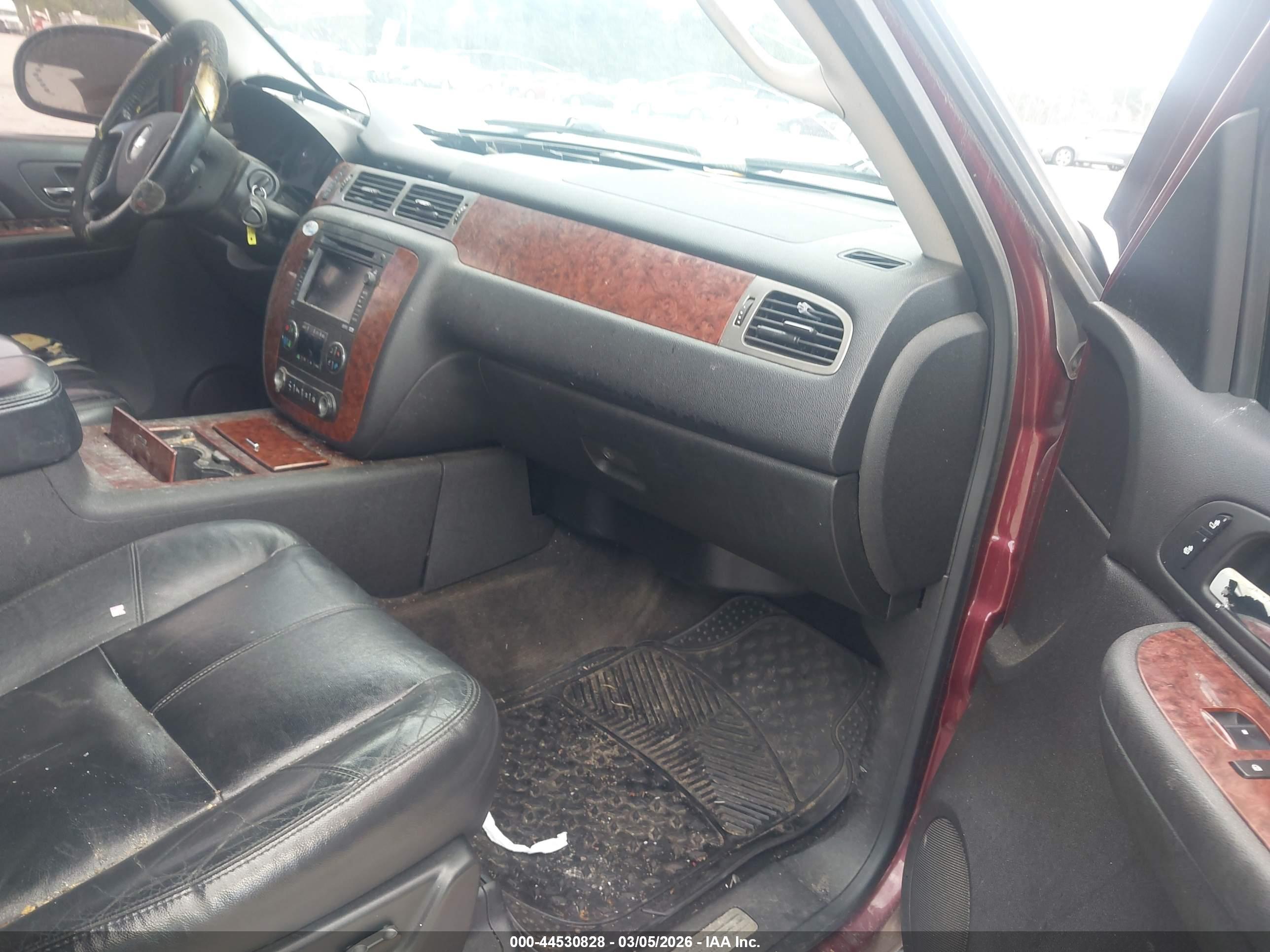 CHEVROLET AVALANCHE image 5