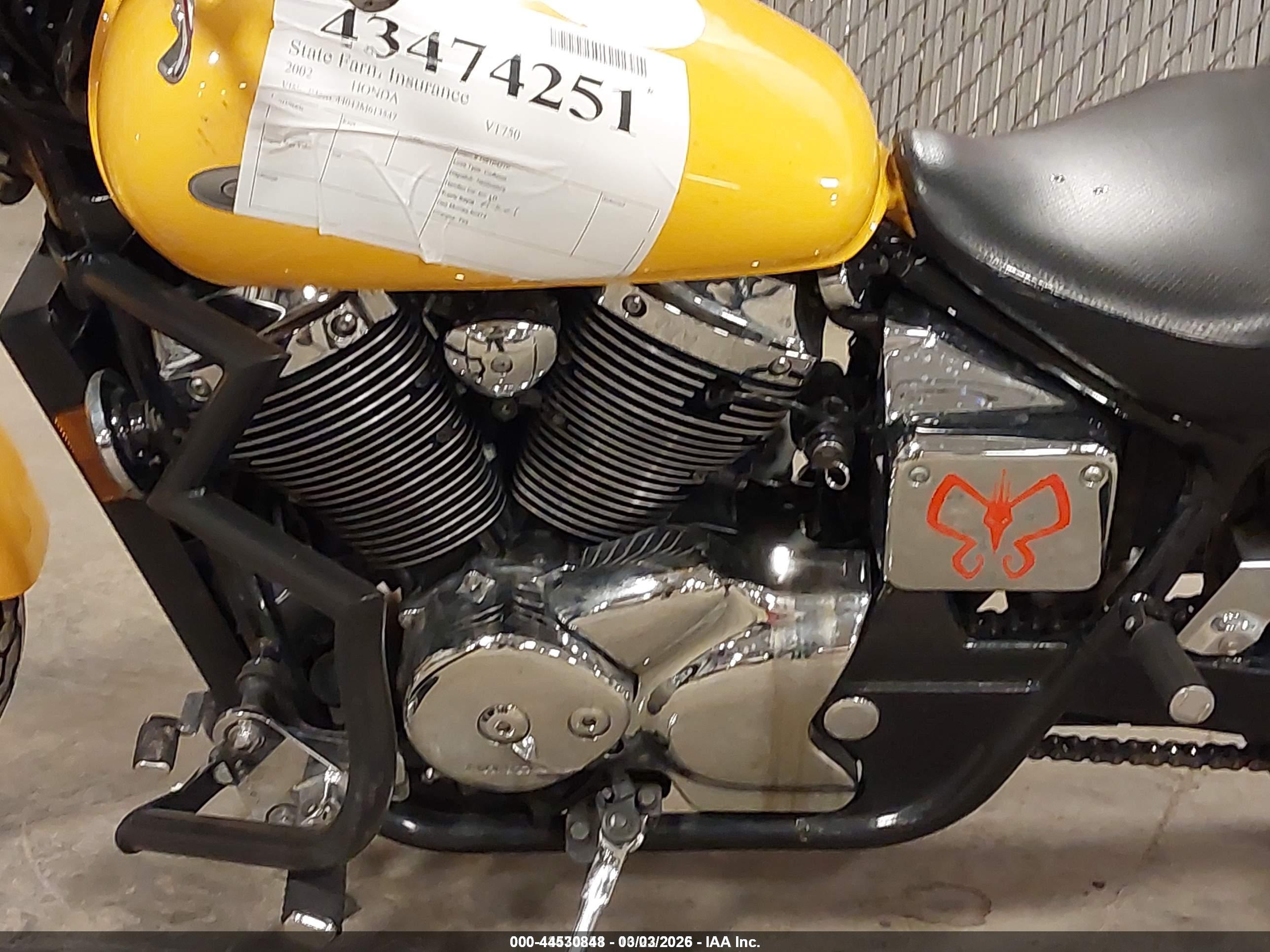 HONDA VT750 image 9