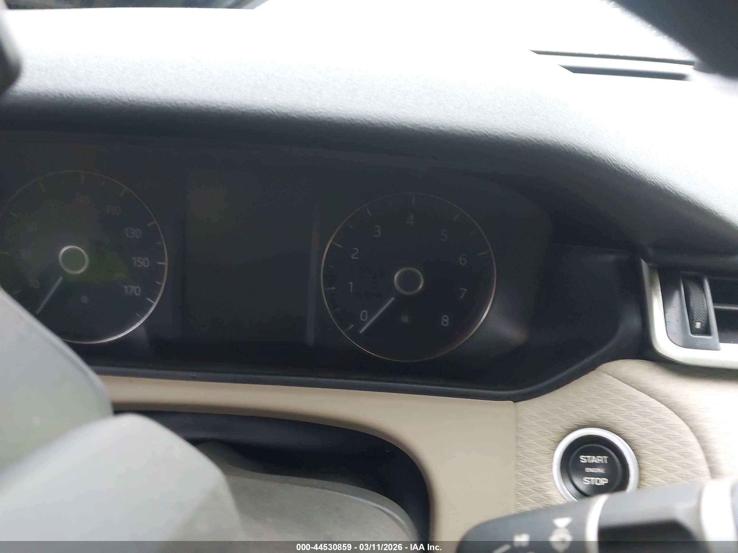 LAND ROVER image 7