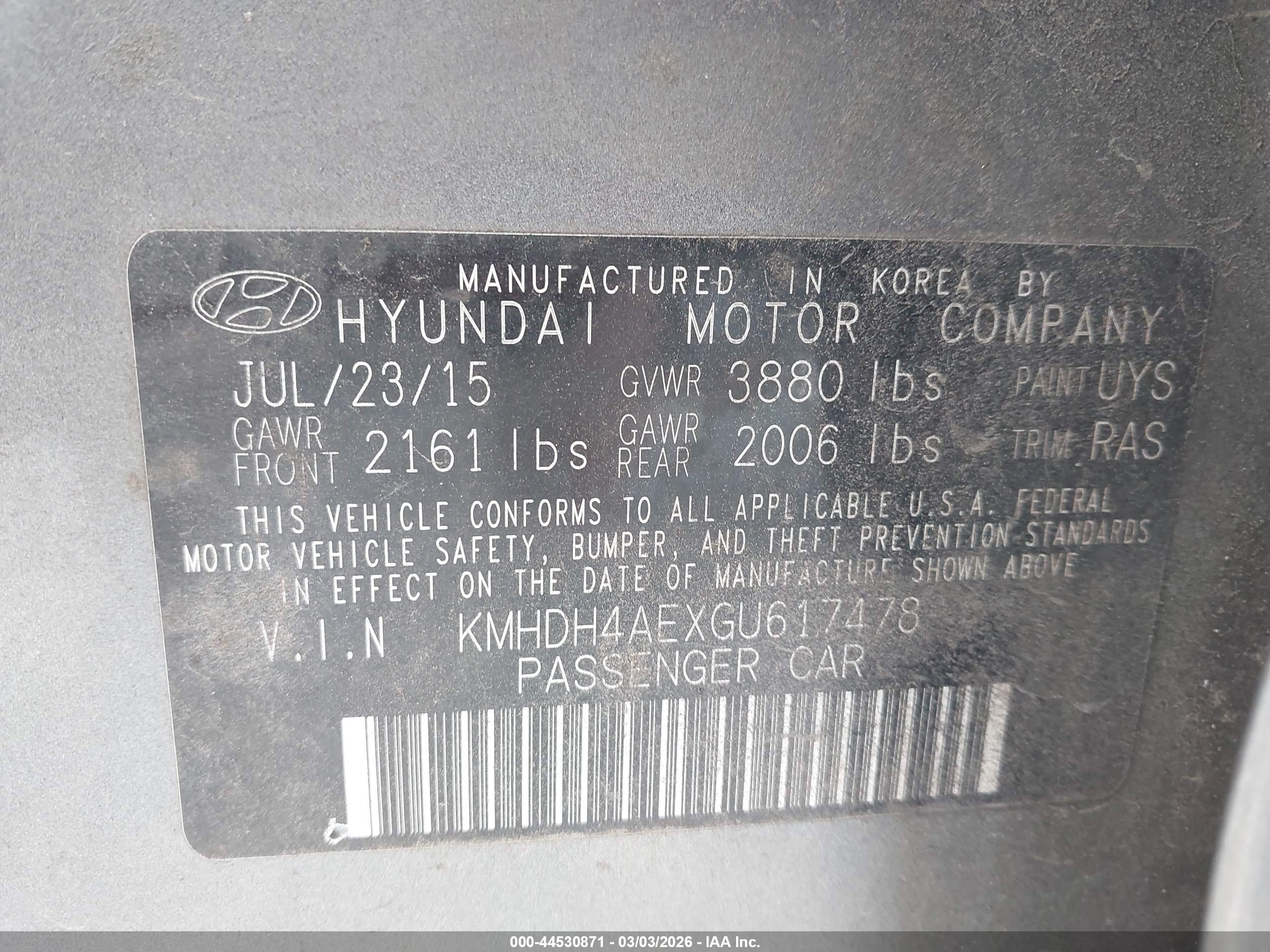 HYUNDAI ELANTRA image 9