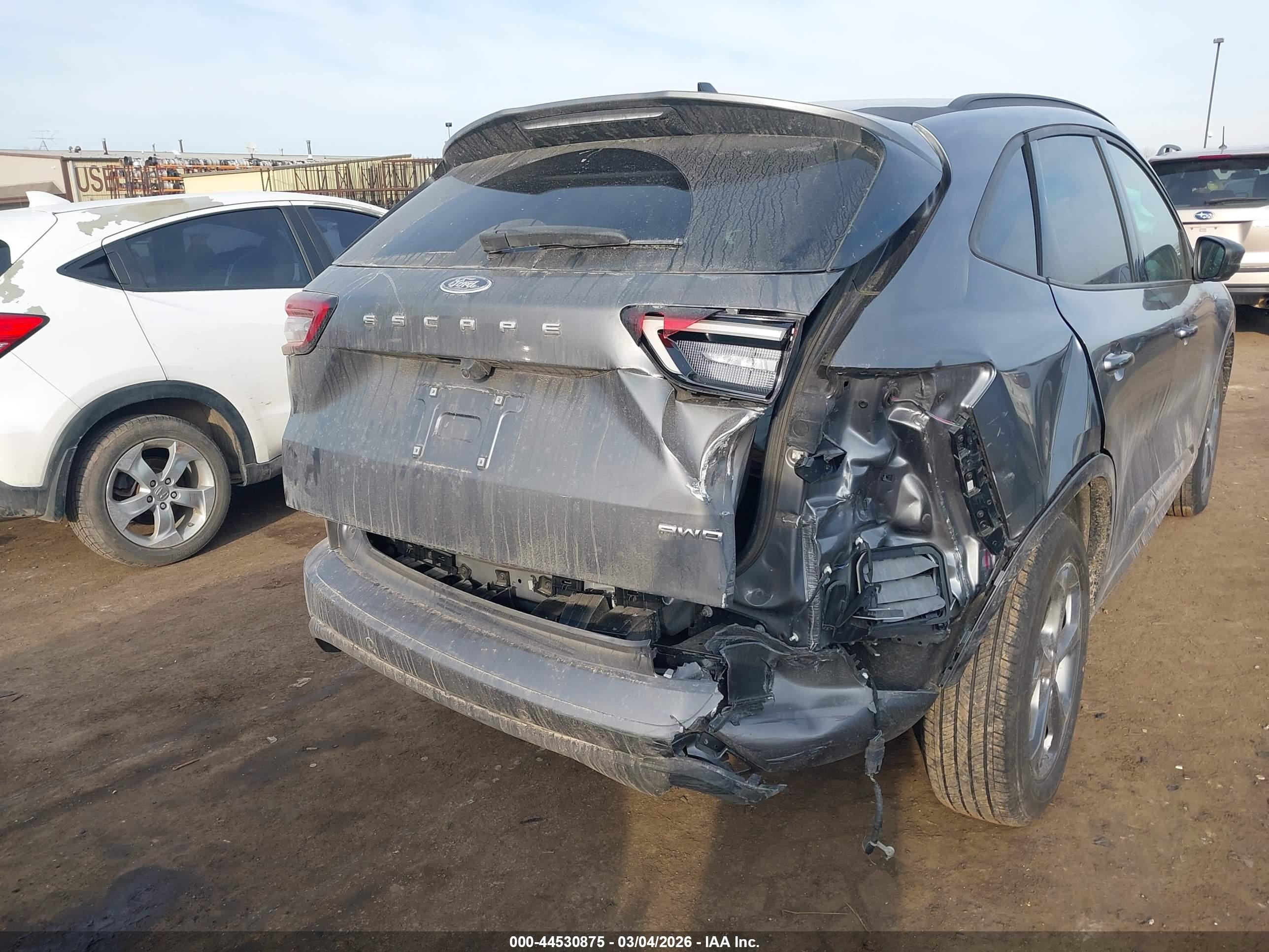 FORD ESCAPE image 6