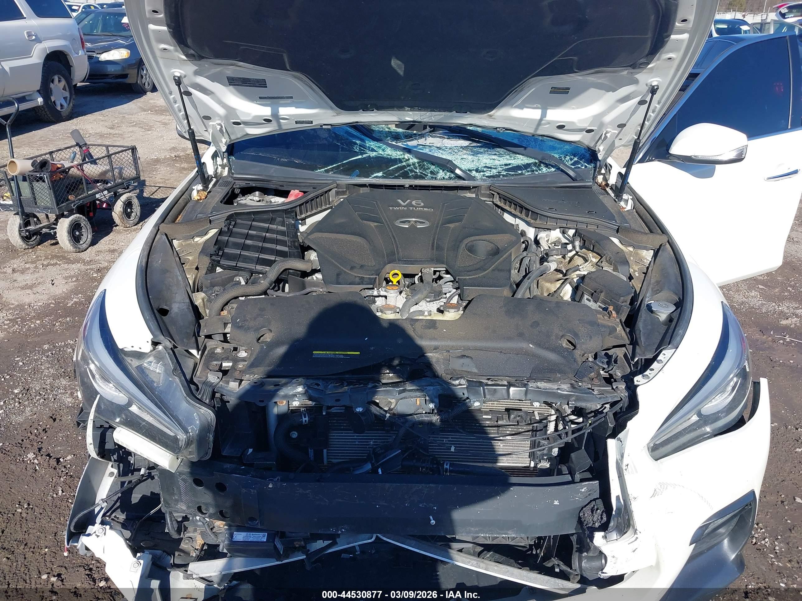 INFINITI Q50 image 10