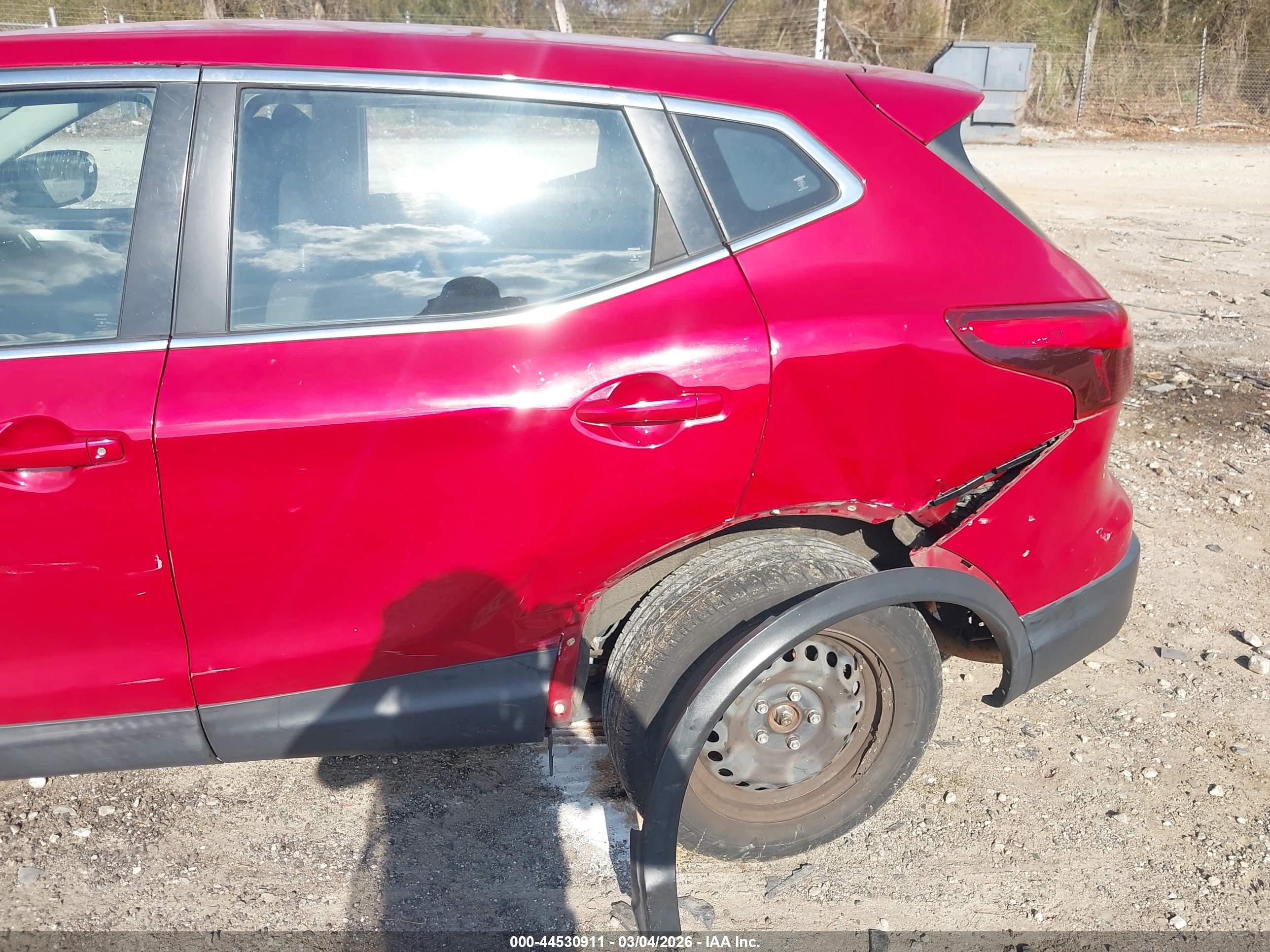 NISSAN ROGUE image 6