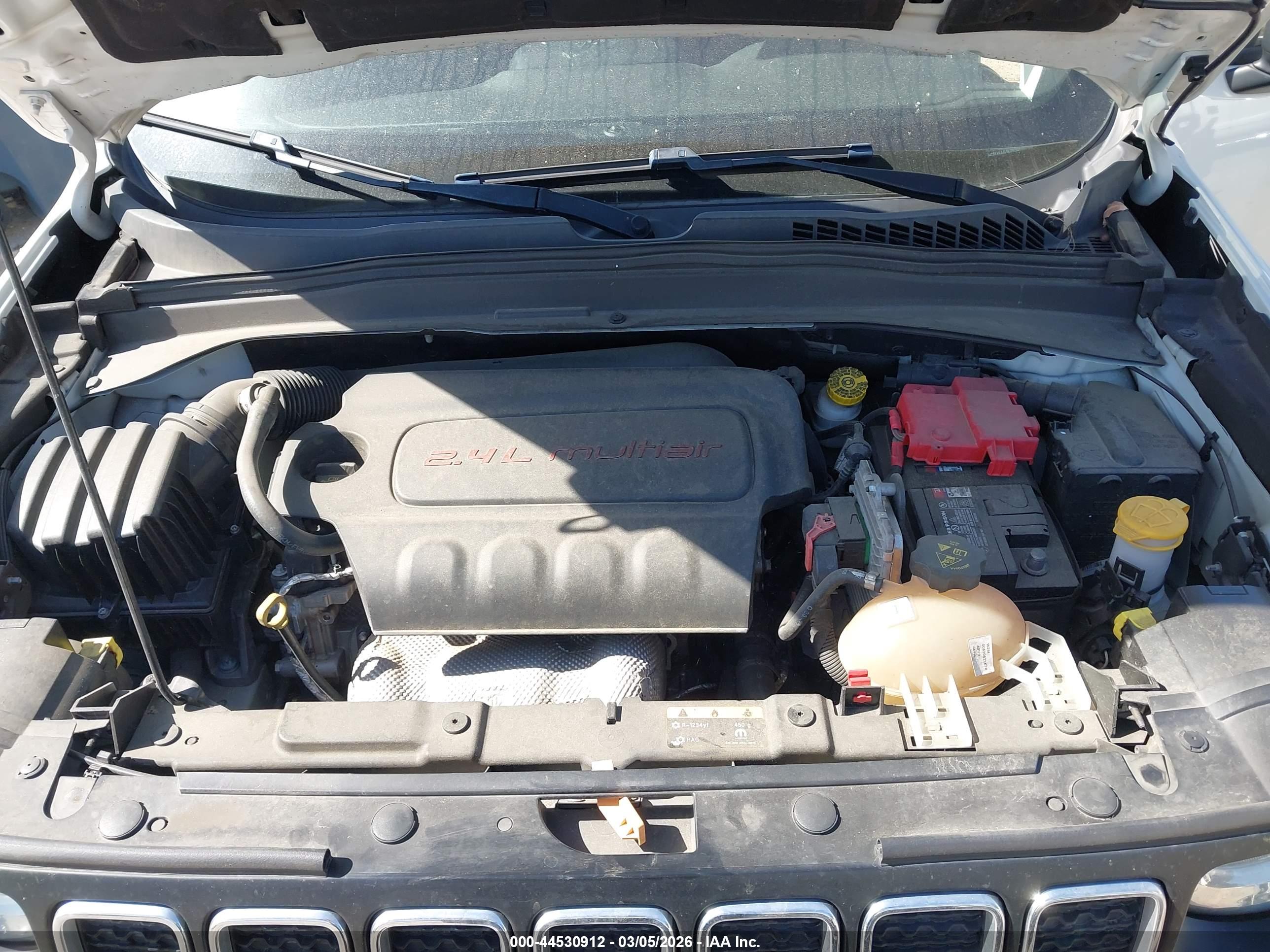 JEEP RENEGADE image 10
