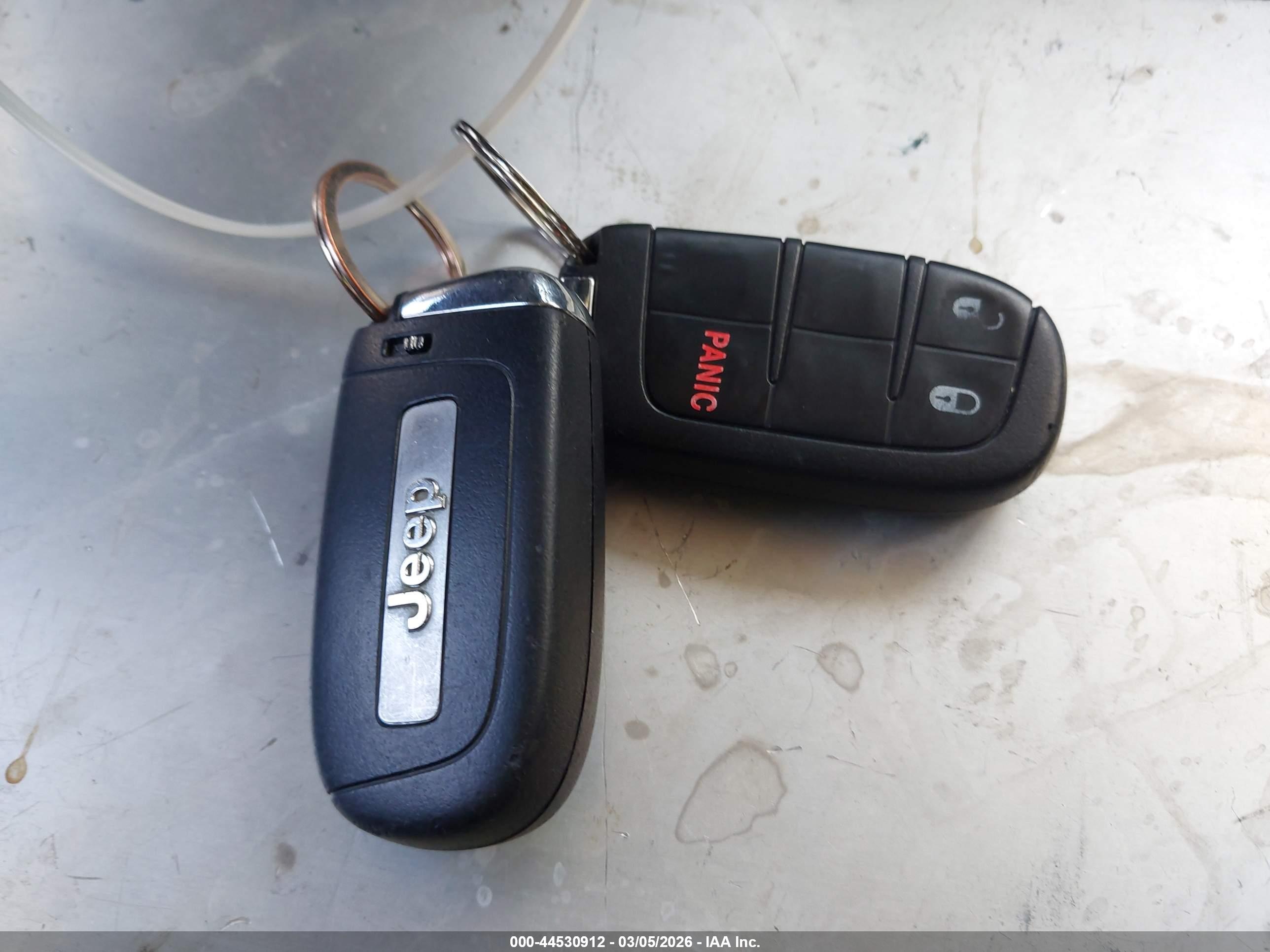 JEEP RENEGADE image 11
