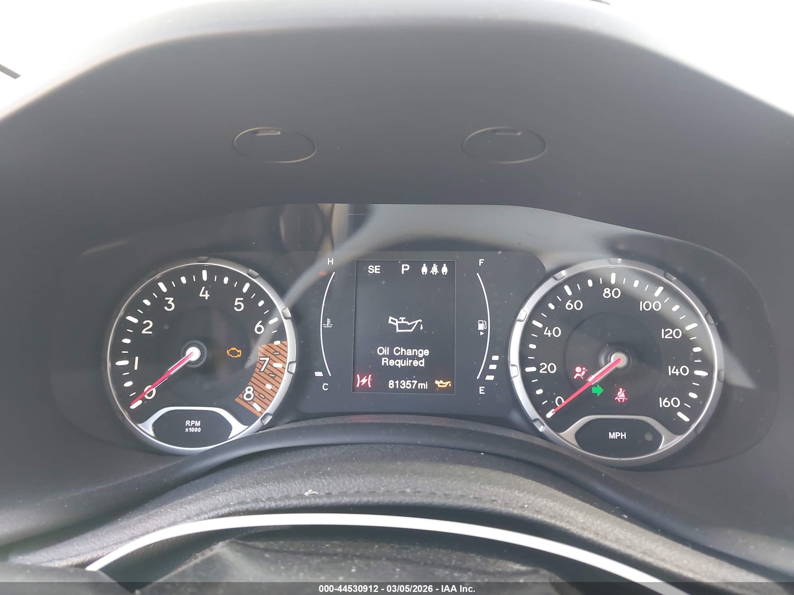 JEEP RENEGADE image 7