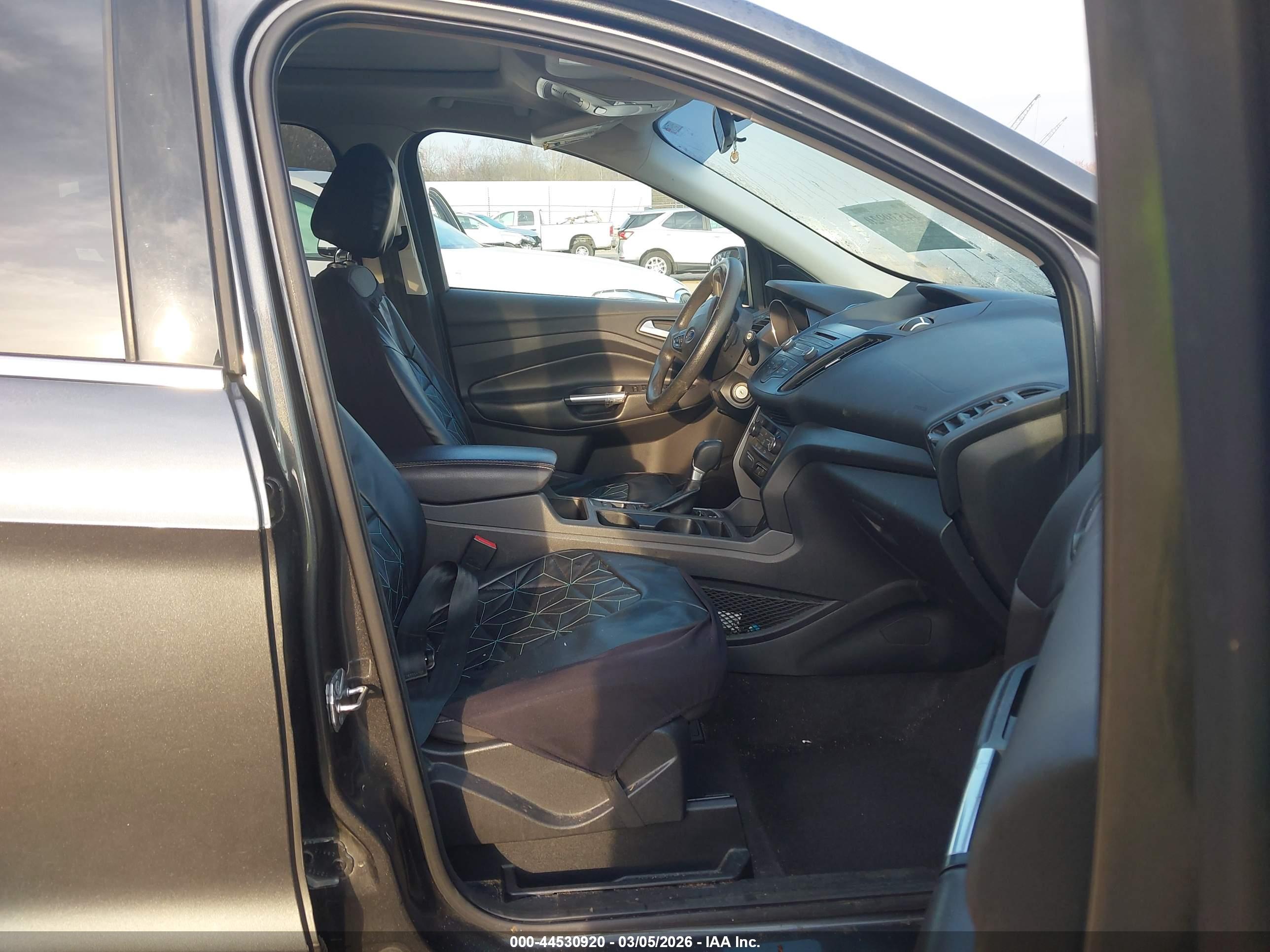 FORD ESCAPE image 5