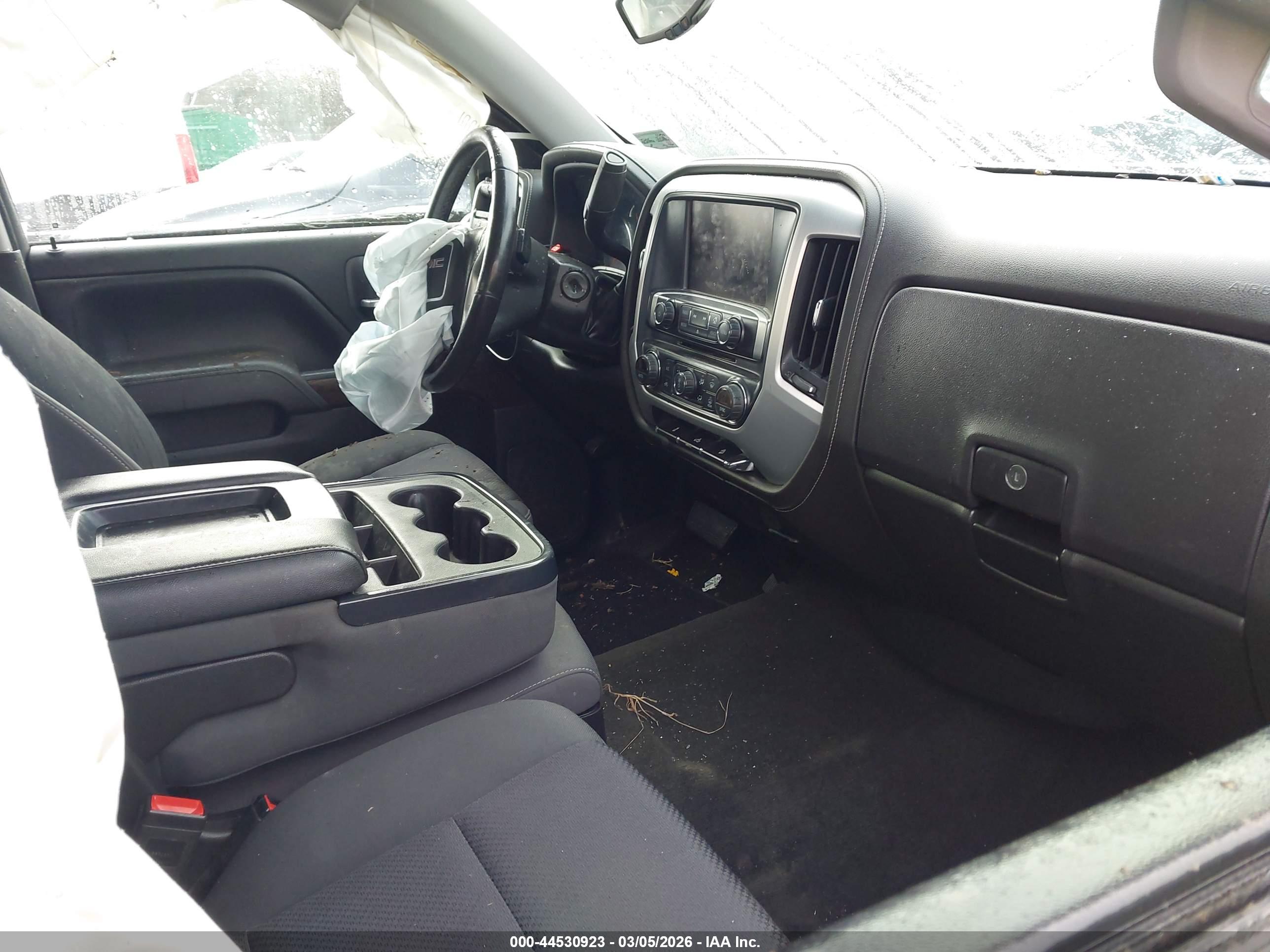 GMC SIERRA image 5