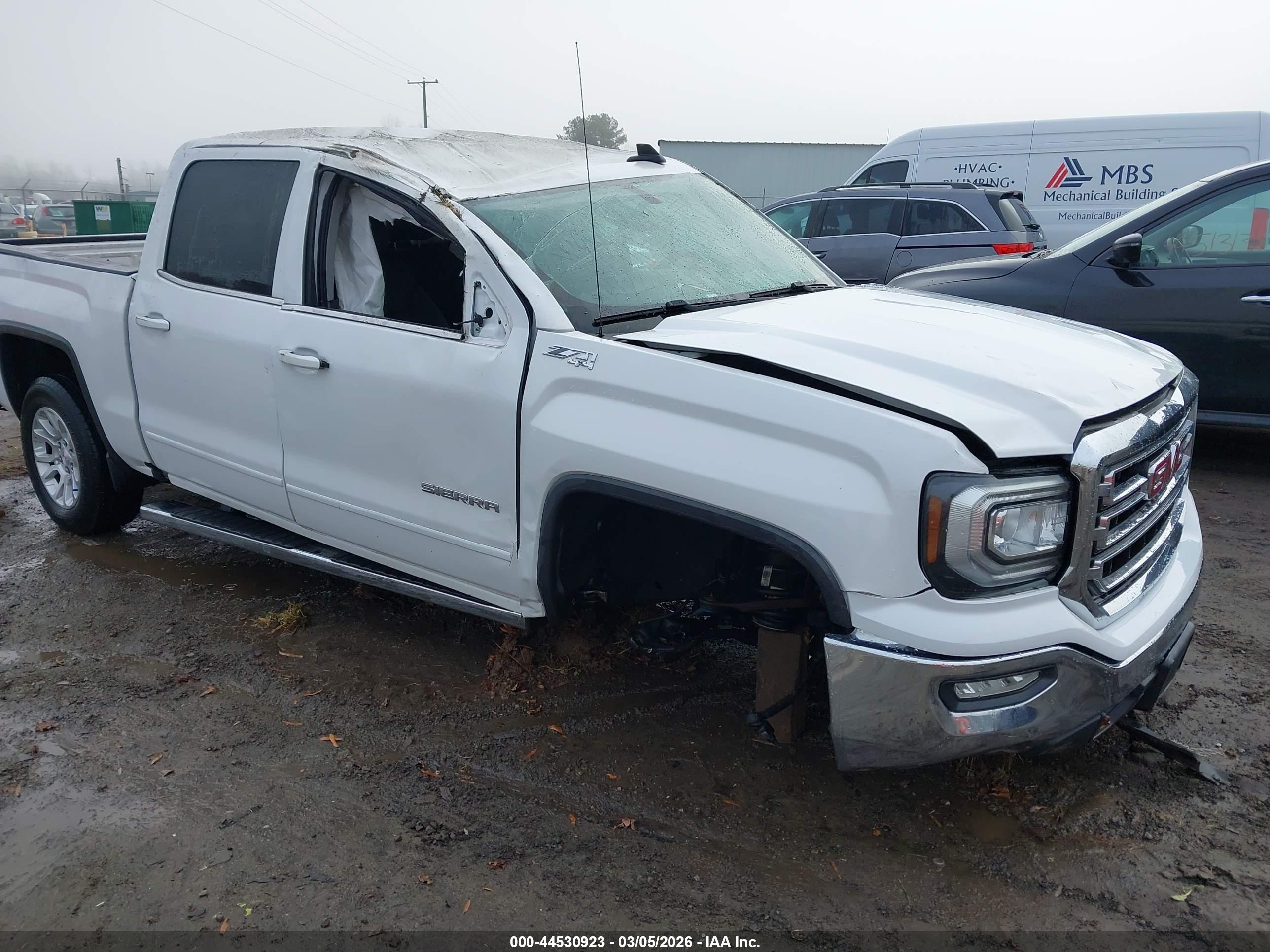 GMC SIERRA image 6