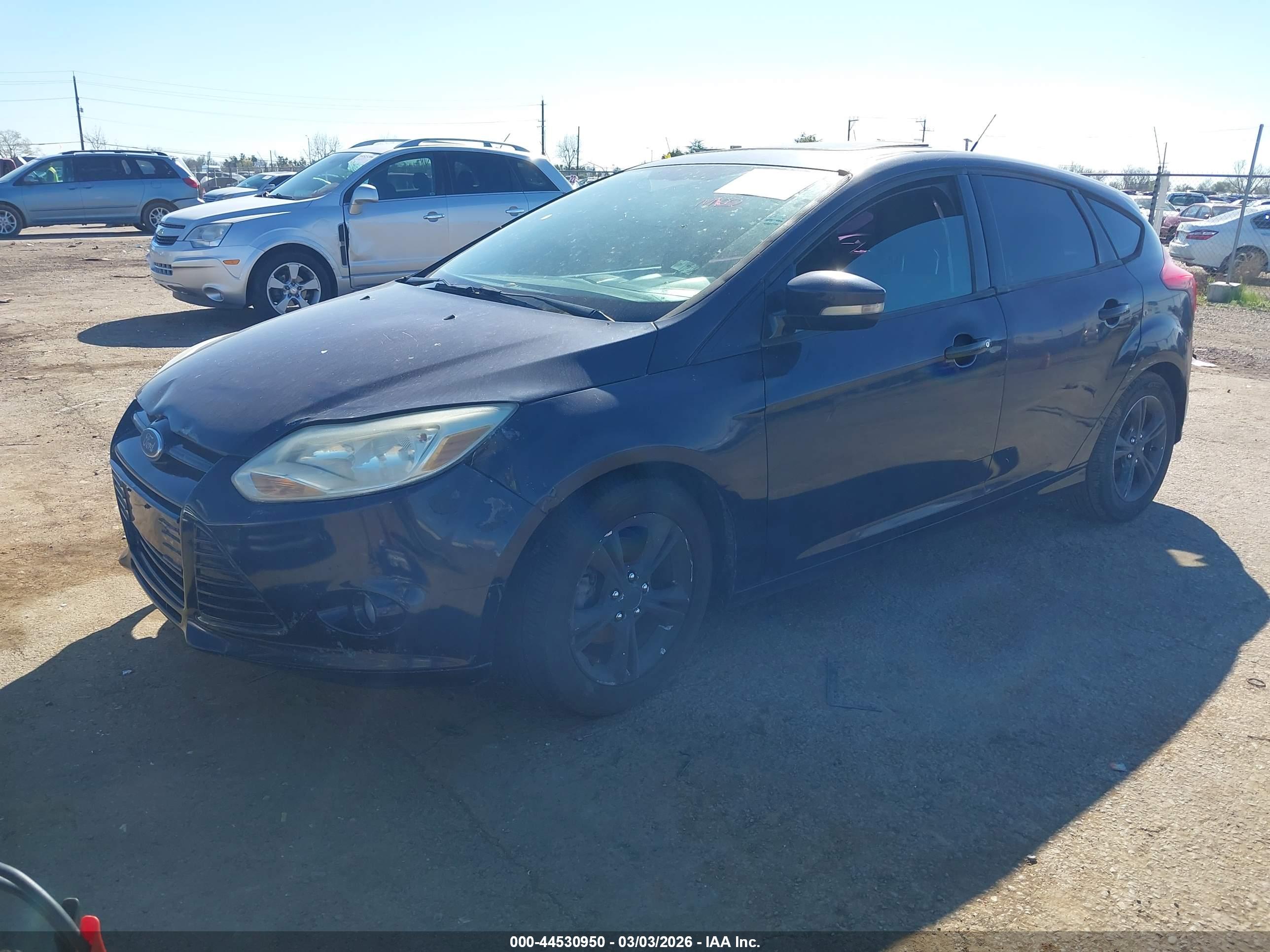 FORD FOCUS image 2