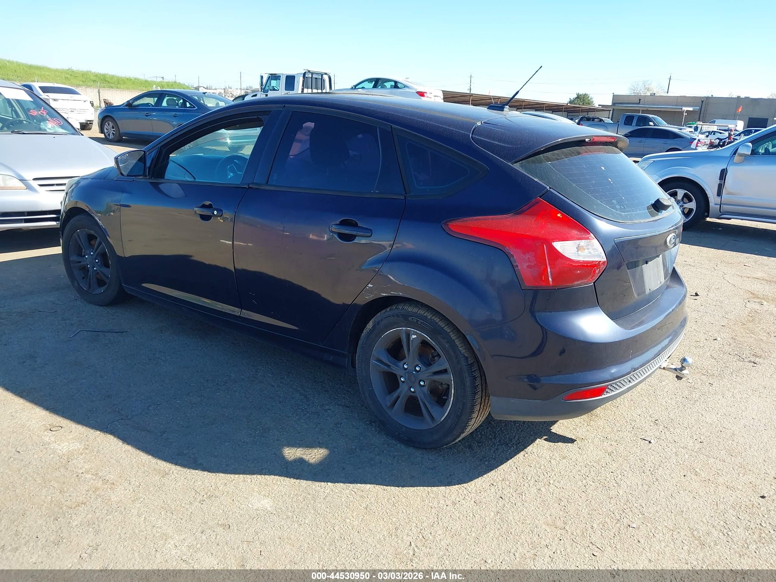 FORD FOCUS image 3