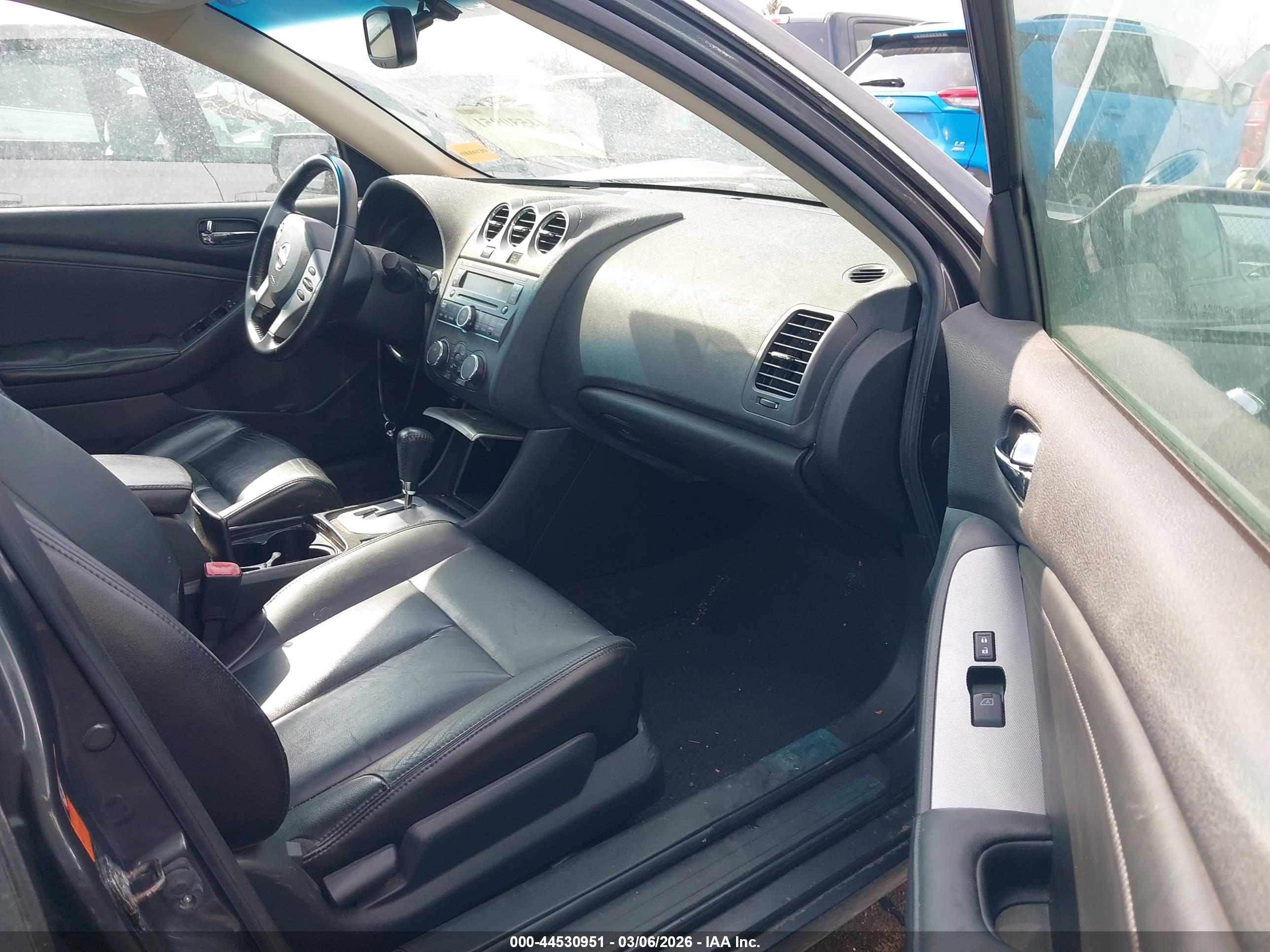 NISSAN ALTIMA image 5