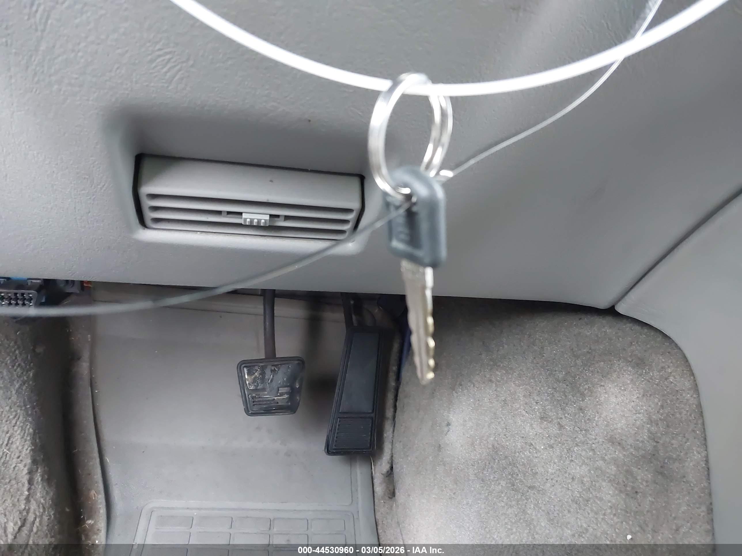 CHEVROLET ASTRO image 11