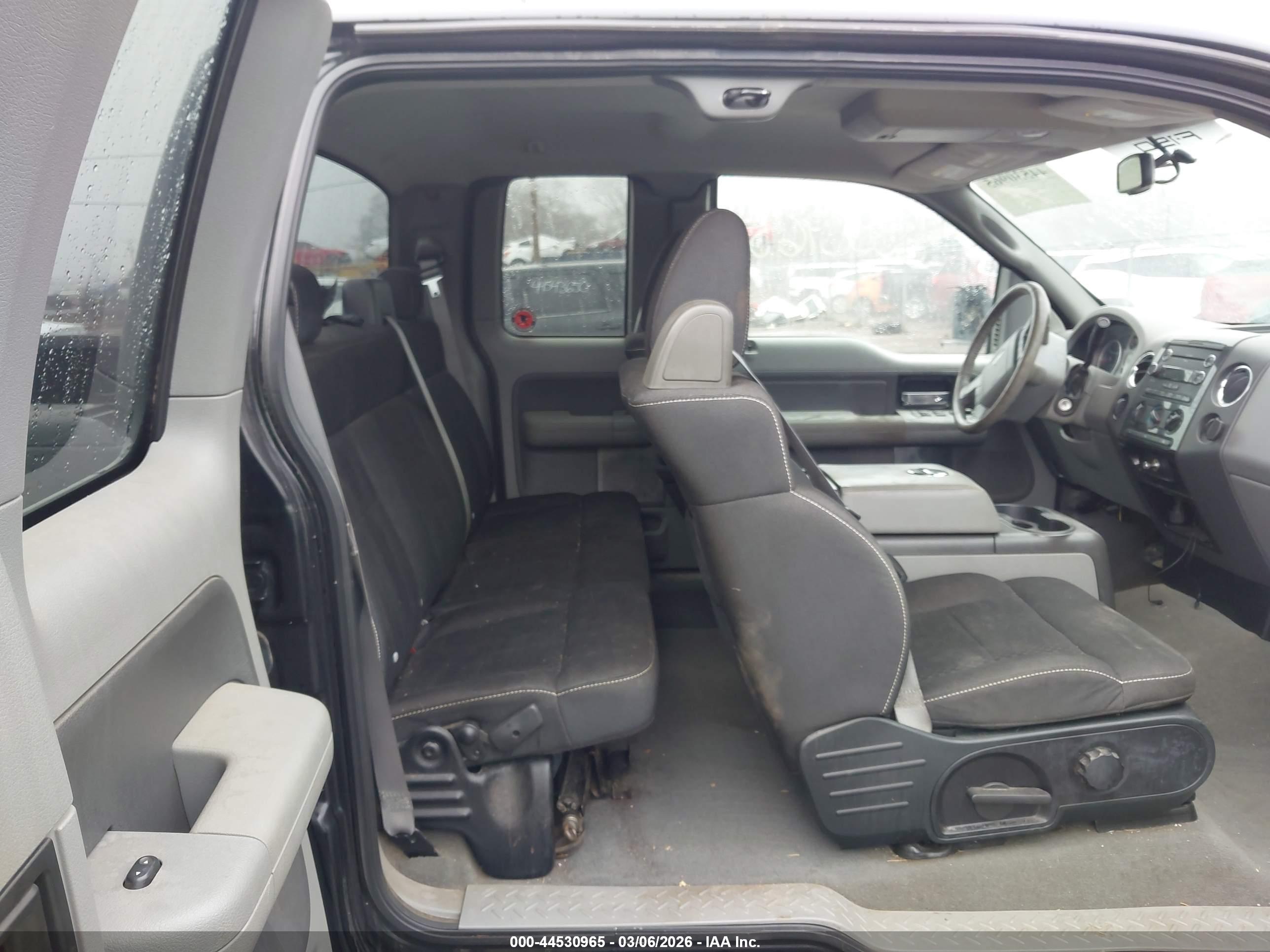 FORD F-150 image 8