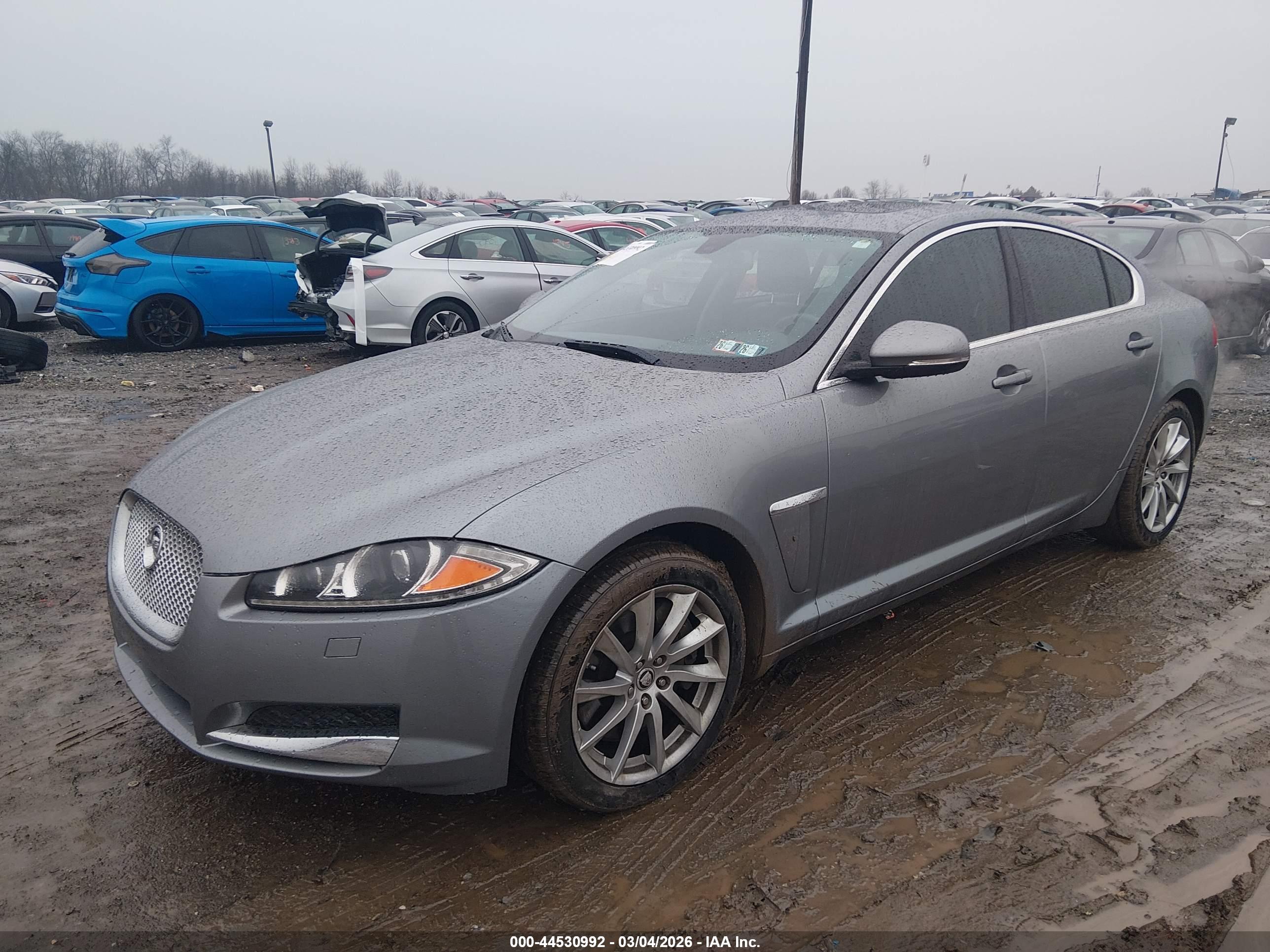 JAGUAR XF image 2