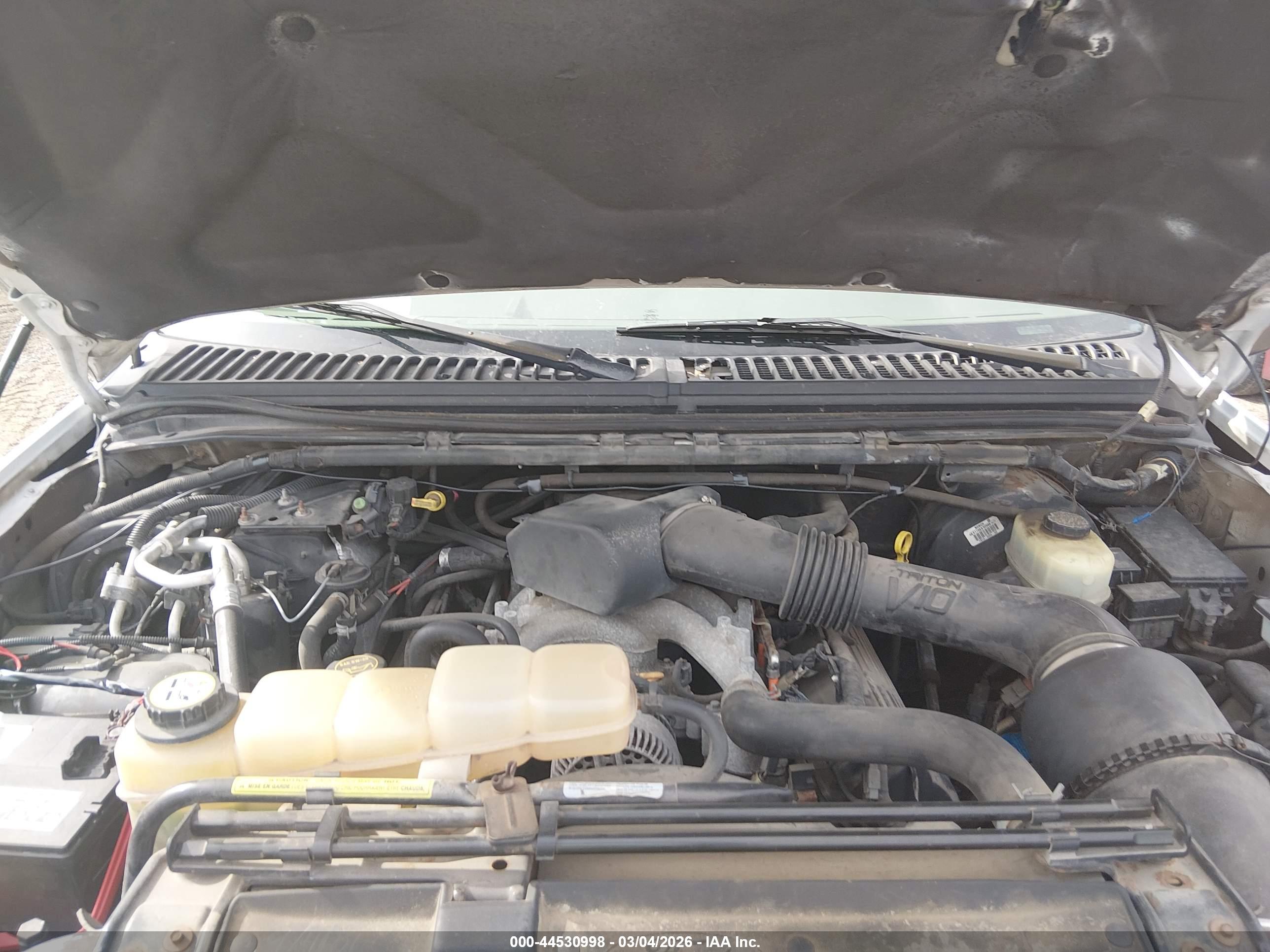FORD EXCURSION image 10