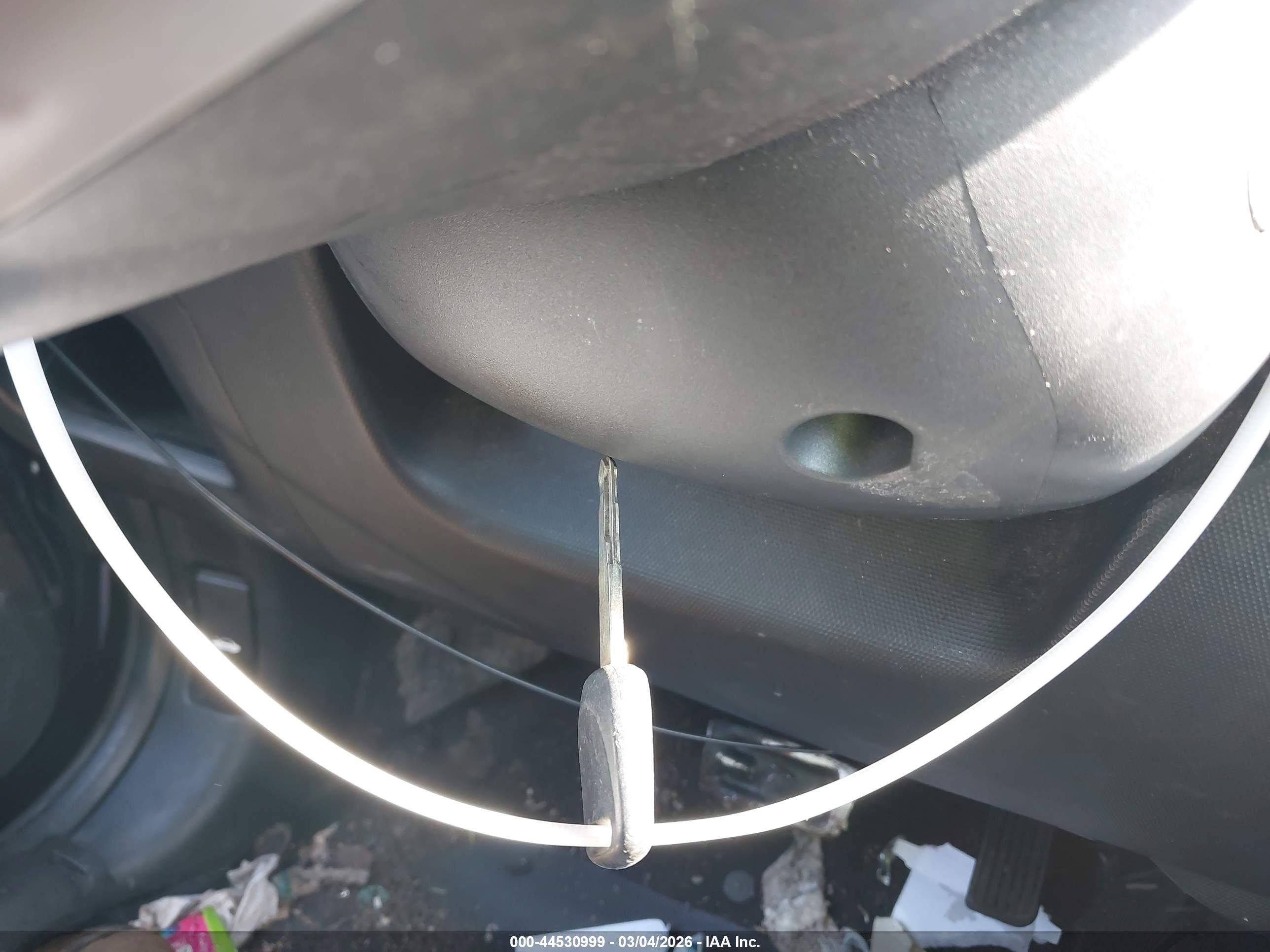 HONDA FIT image 11
