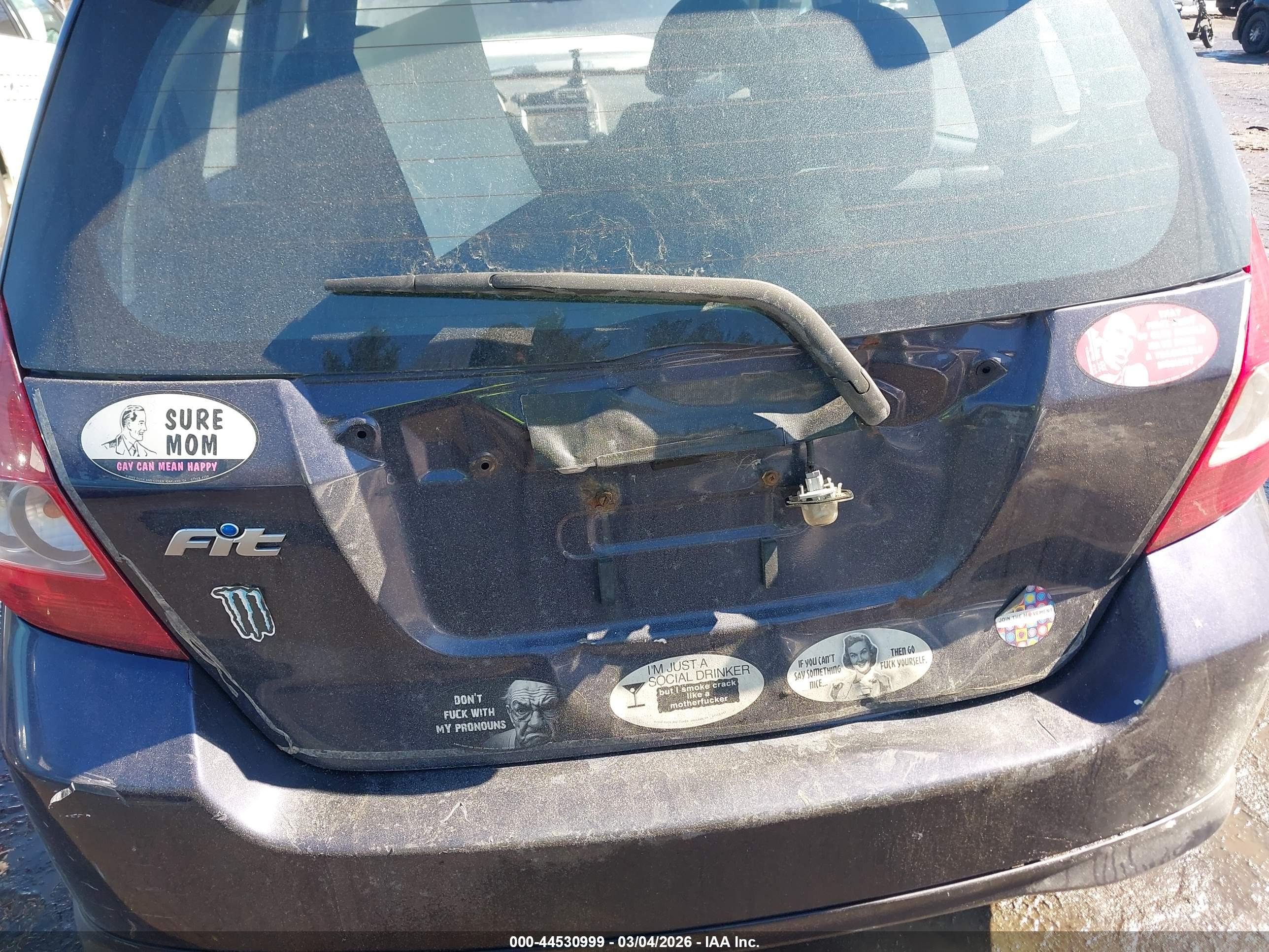 HONDA FIT image 6