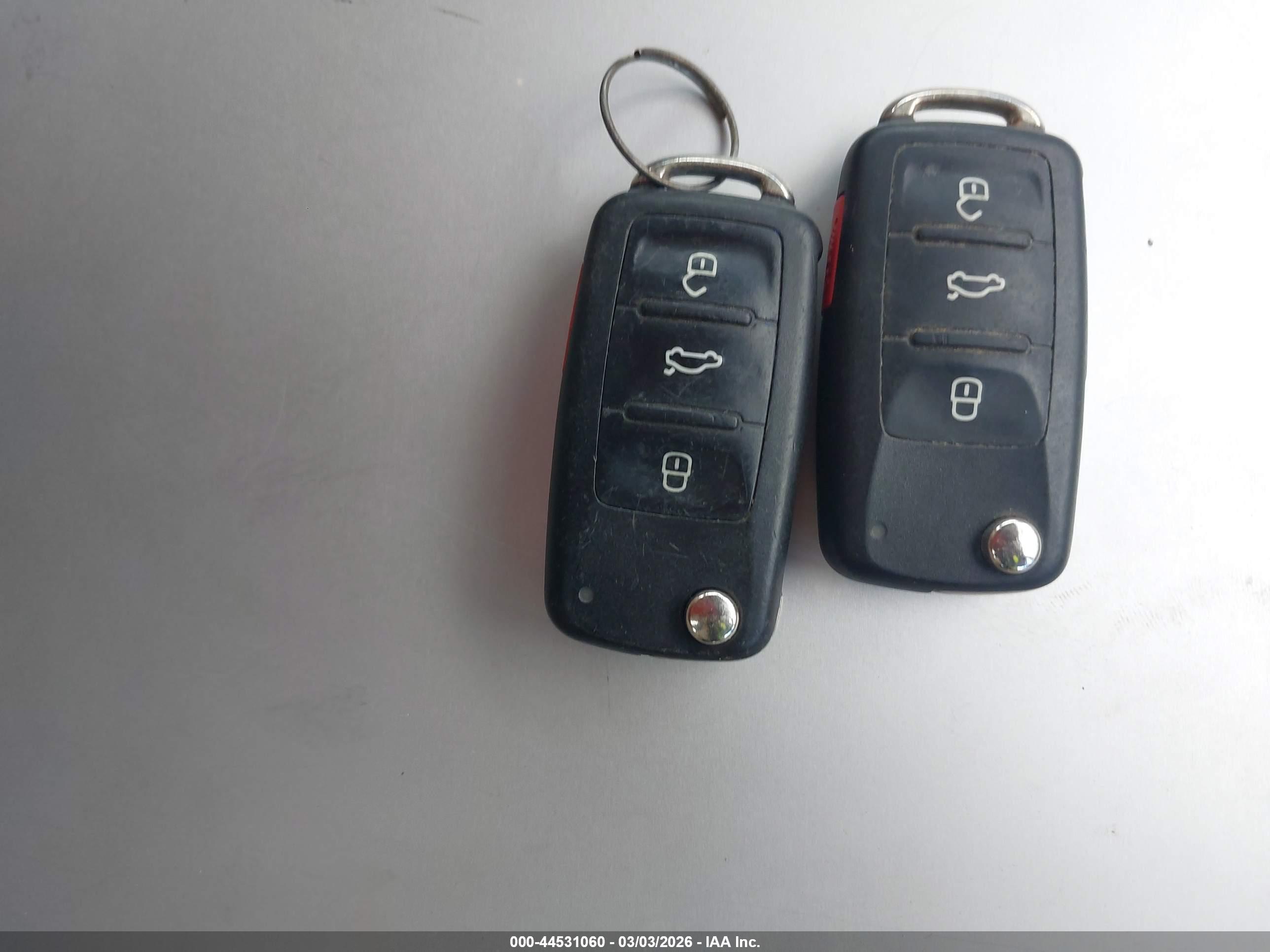 VOLKSWAGEN JETTA image 11
