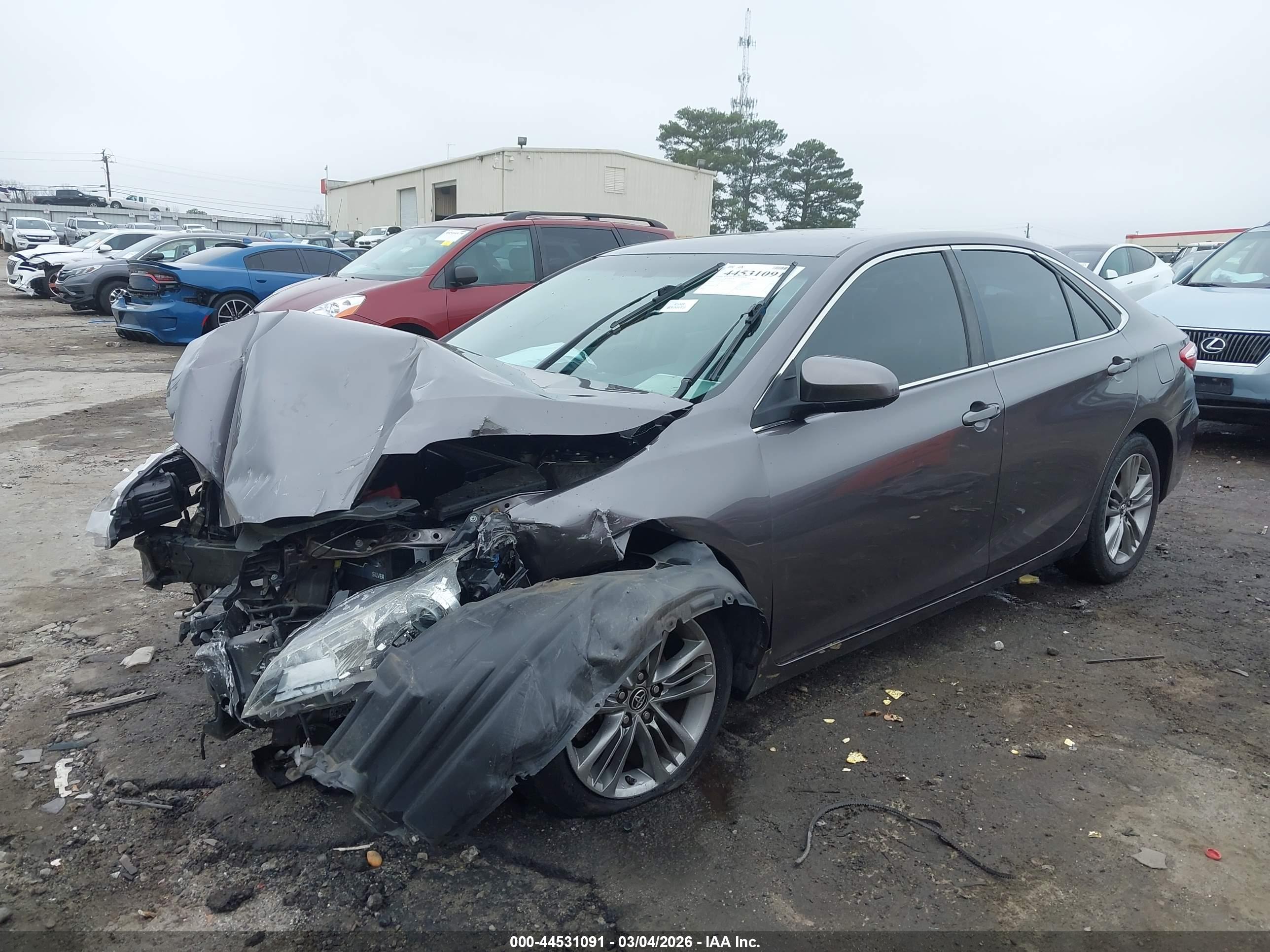 TOYOTA CAMRY image 6