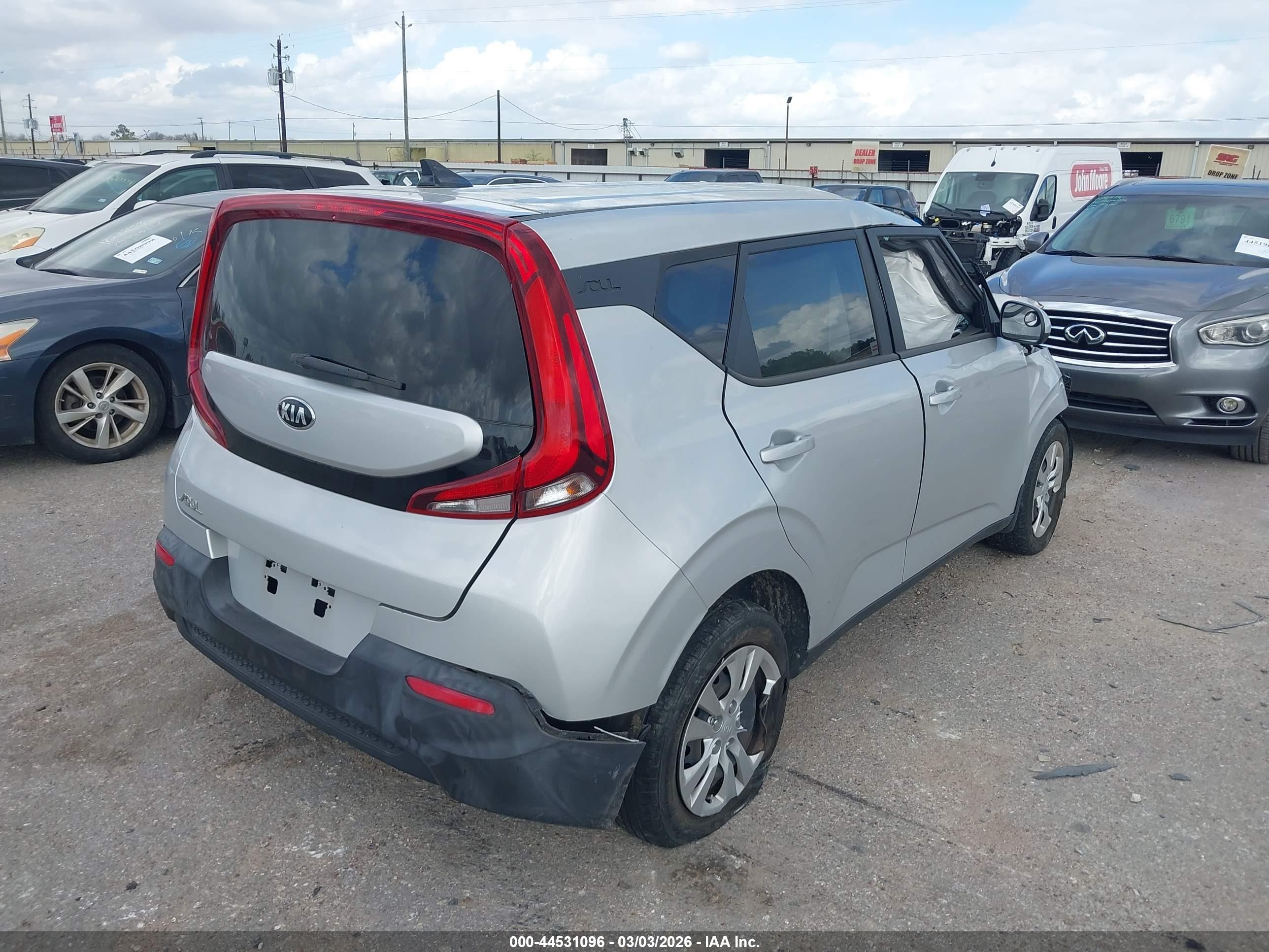 KIA SOUL image 4