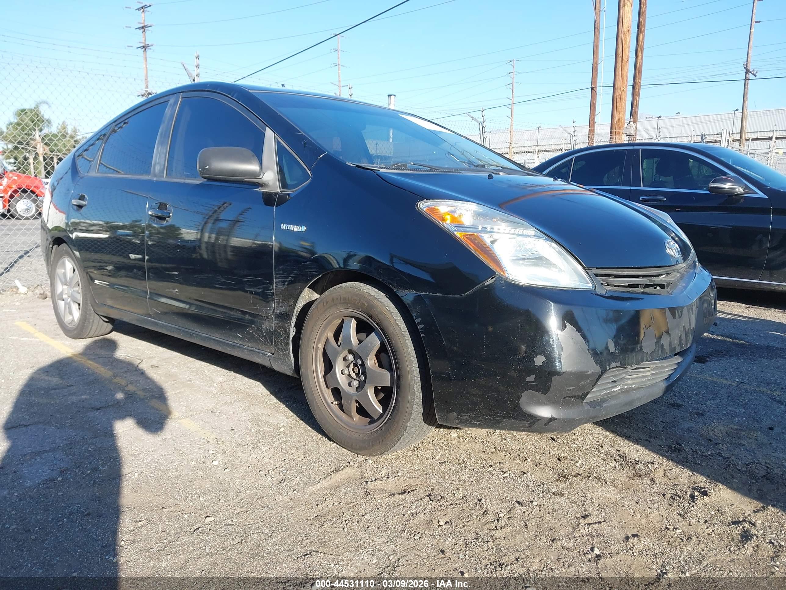 TOYOTA PRIUS image 6