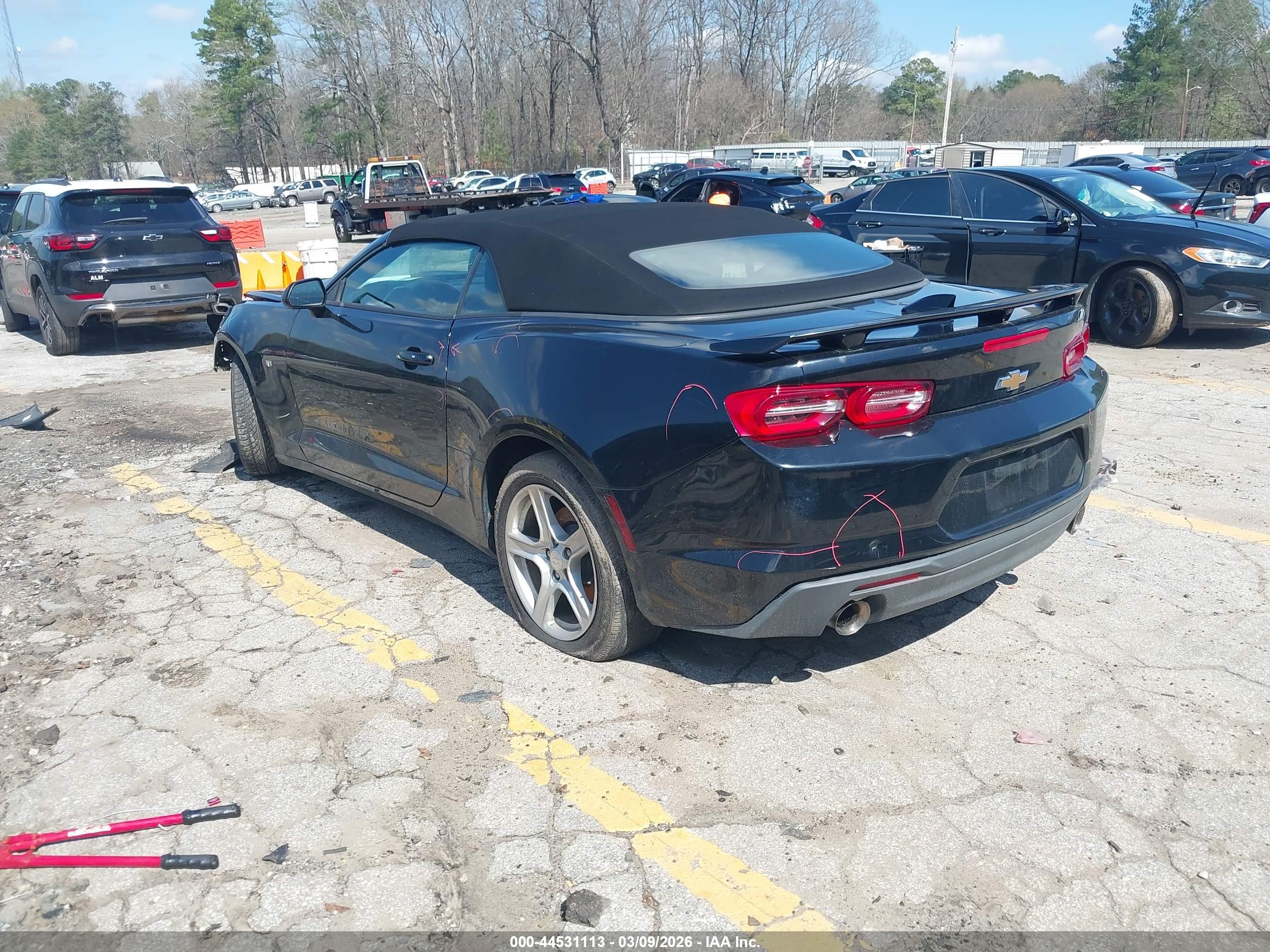 CHEVROLET CAMARO image 3