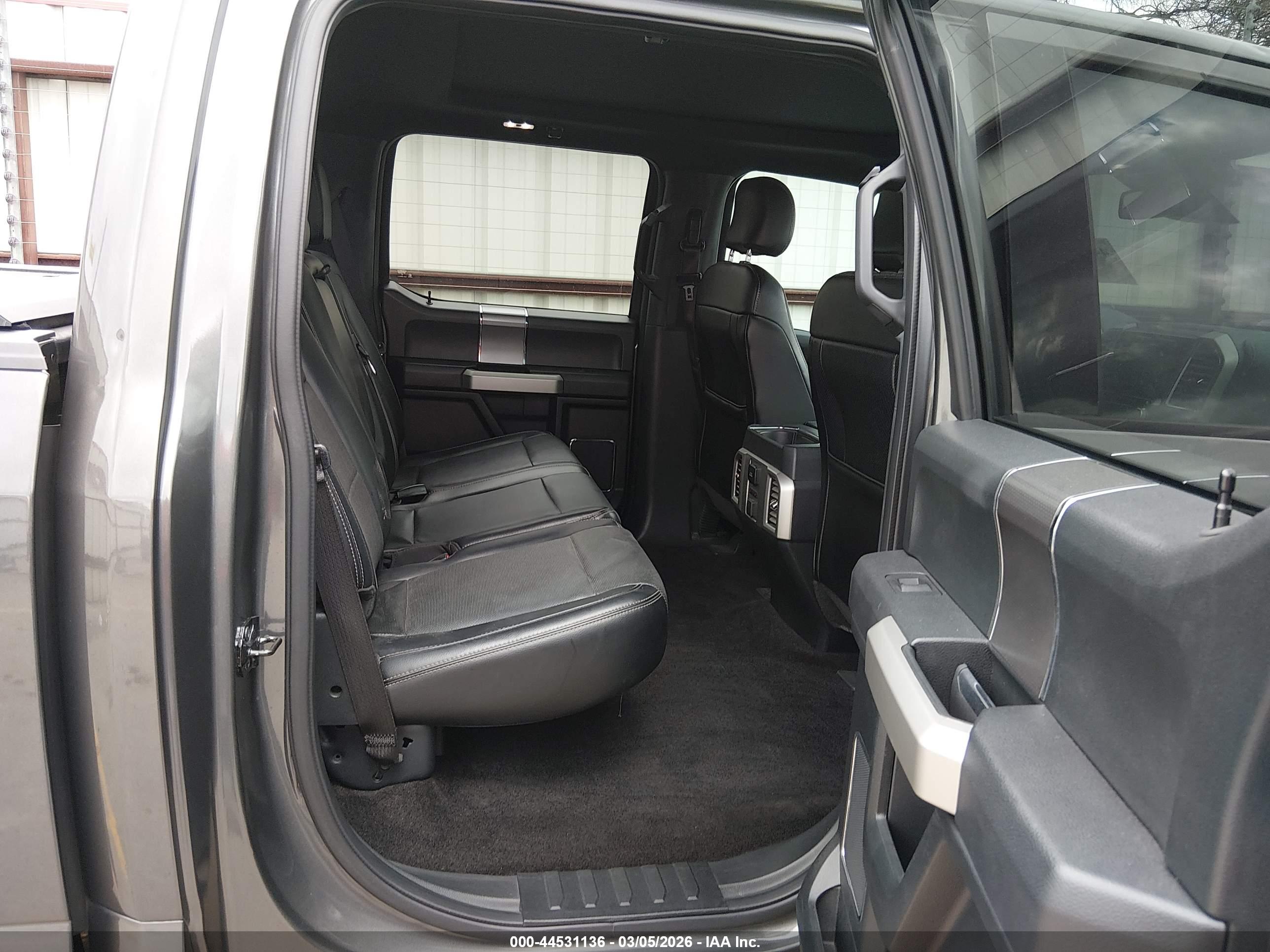 FORD F-150 image 8