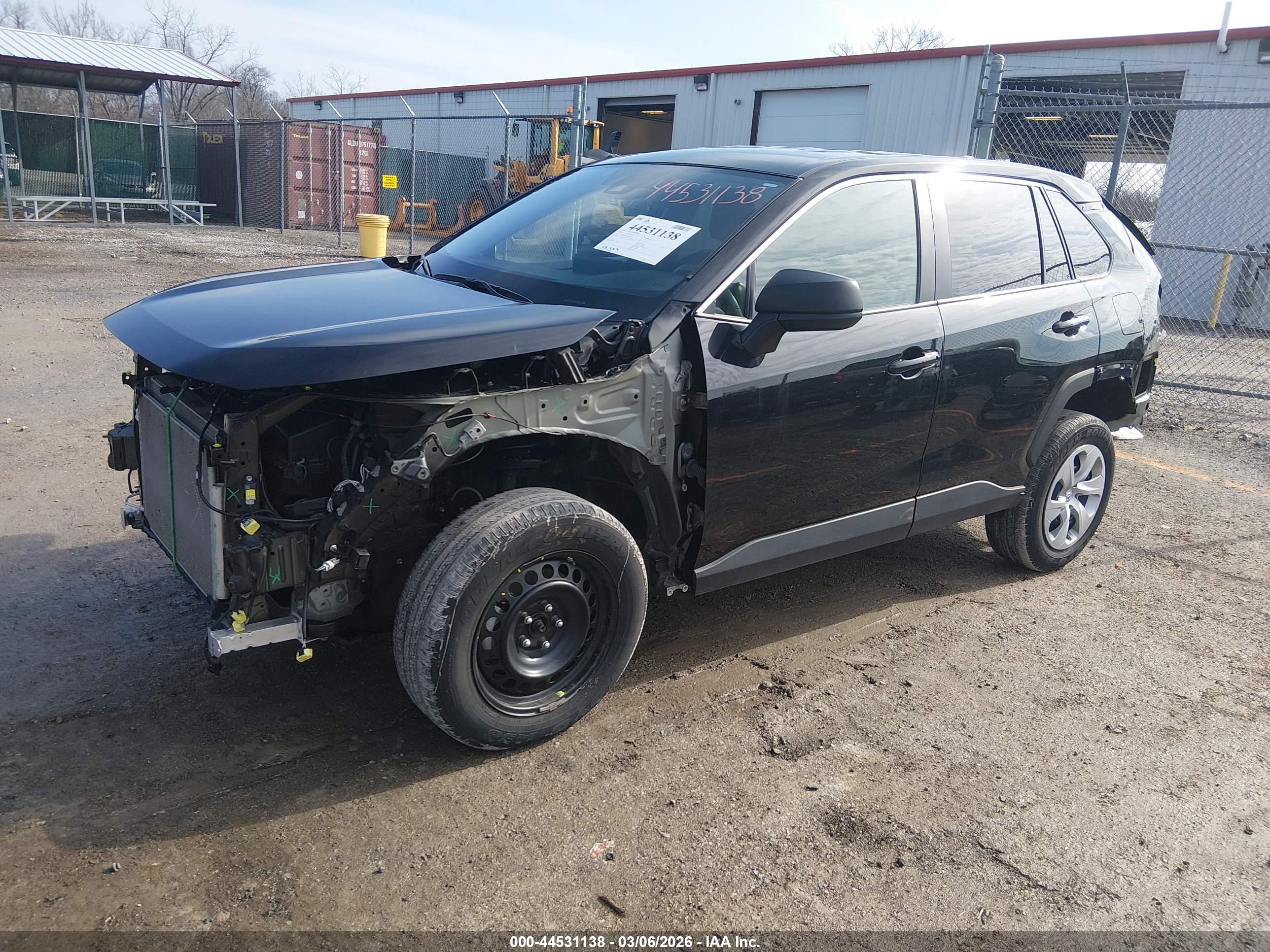 TOYOTA RAV4 image 2