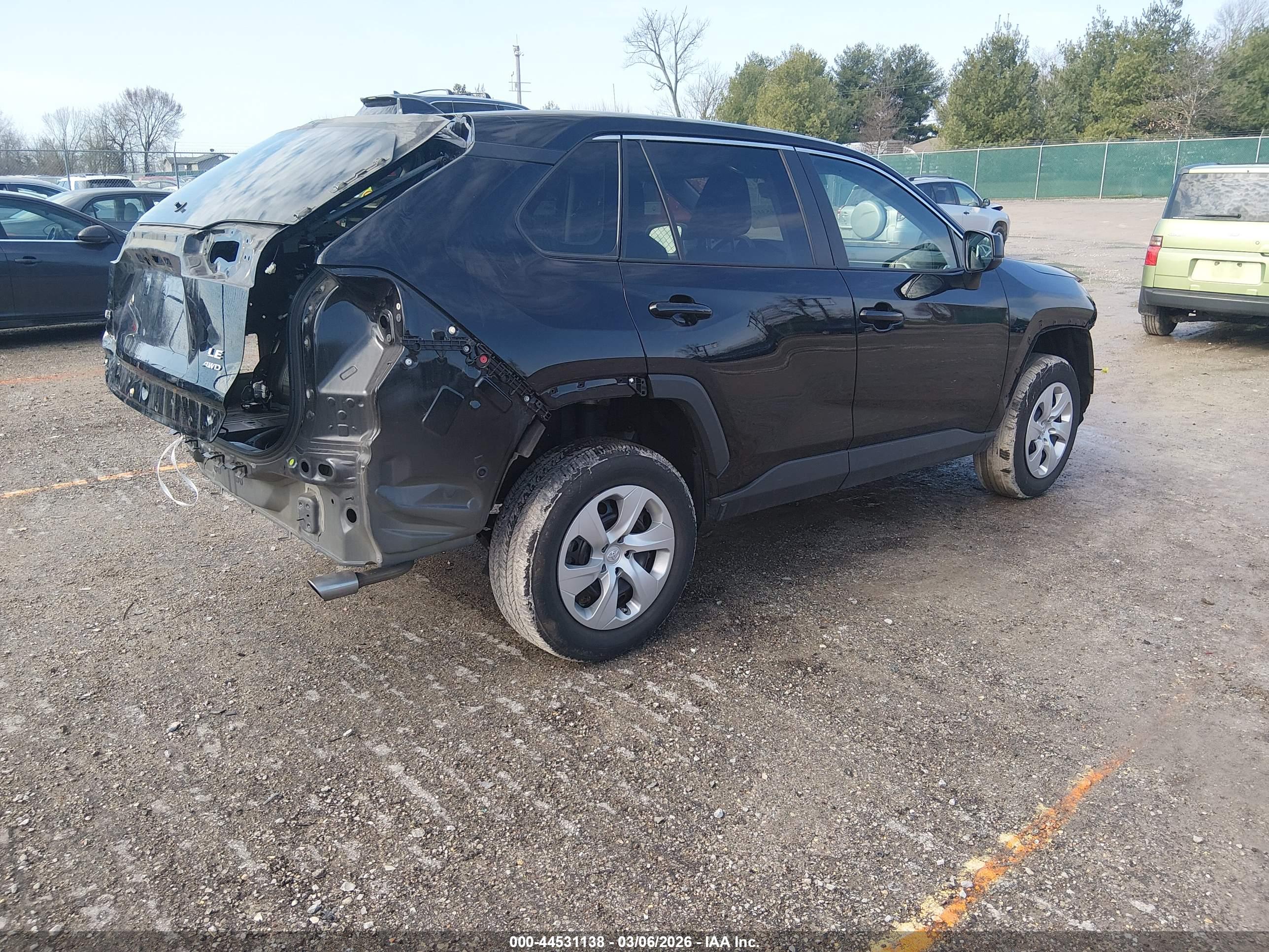 TOYOTA RAV4 image 4