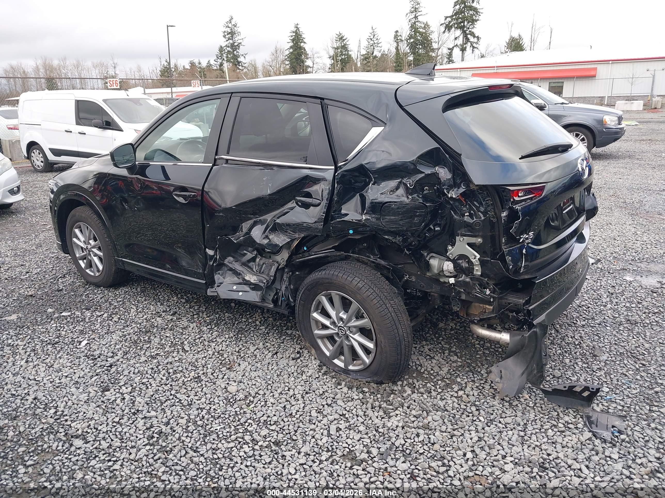 MAZDA CX-5 image 3