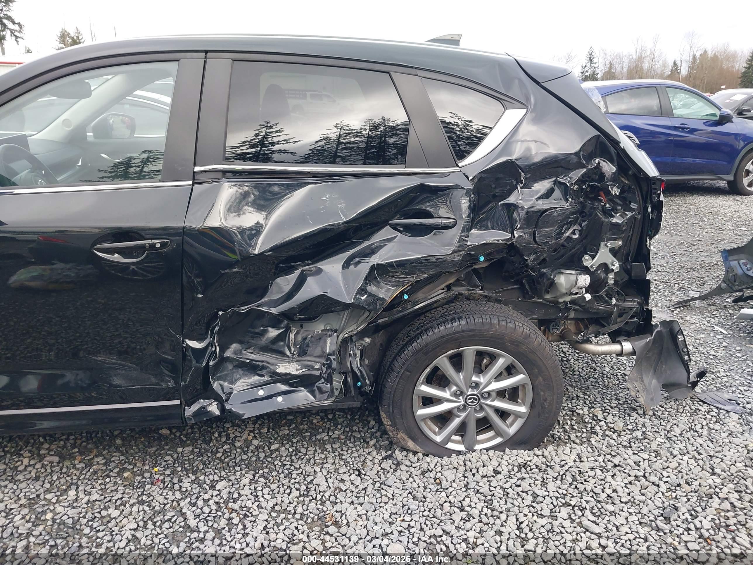 MAZDA CX-5 image 6