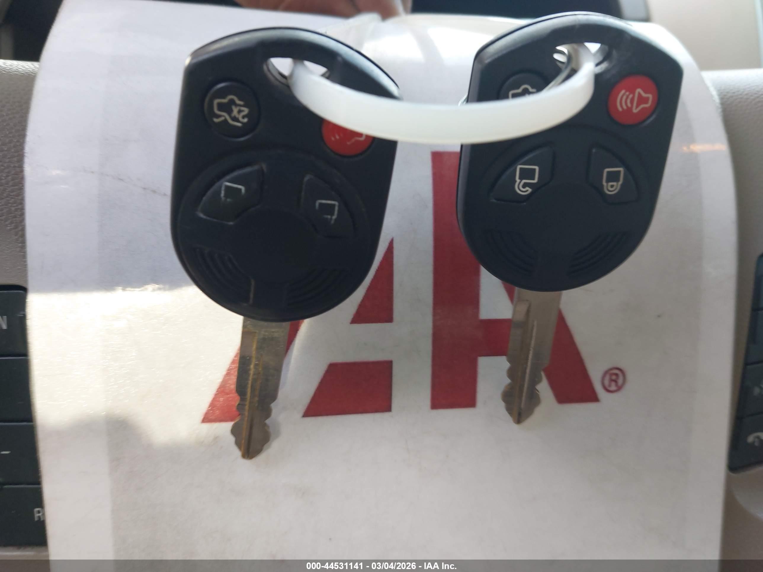 FORD ESCAPE image 11