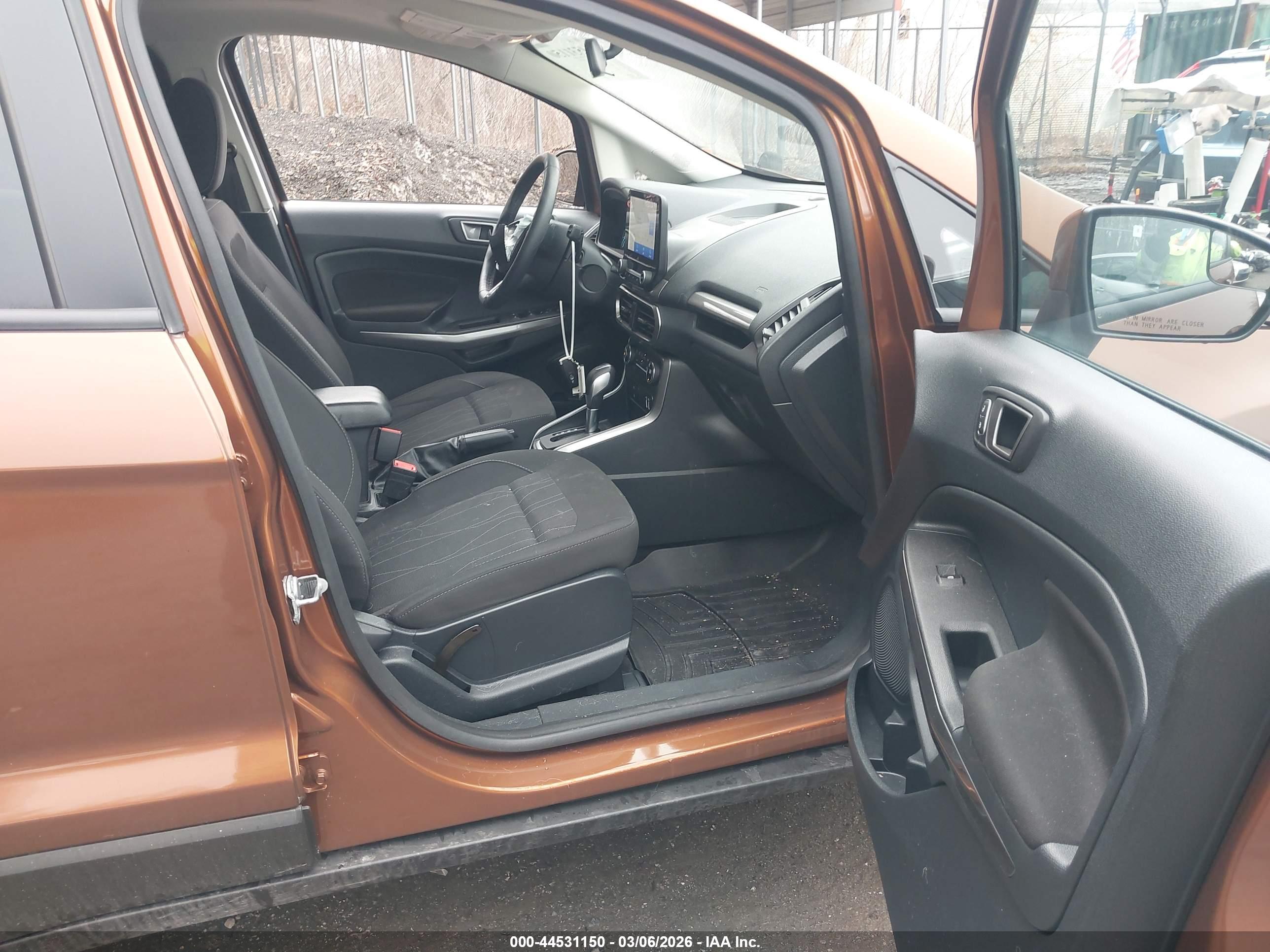 FORD ECOSPORT image 5
