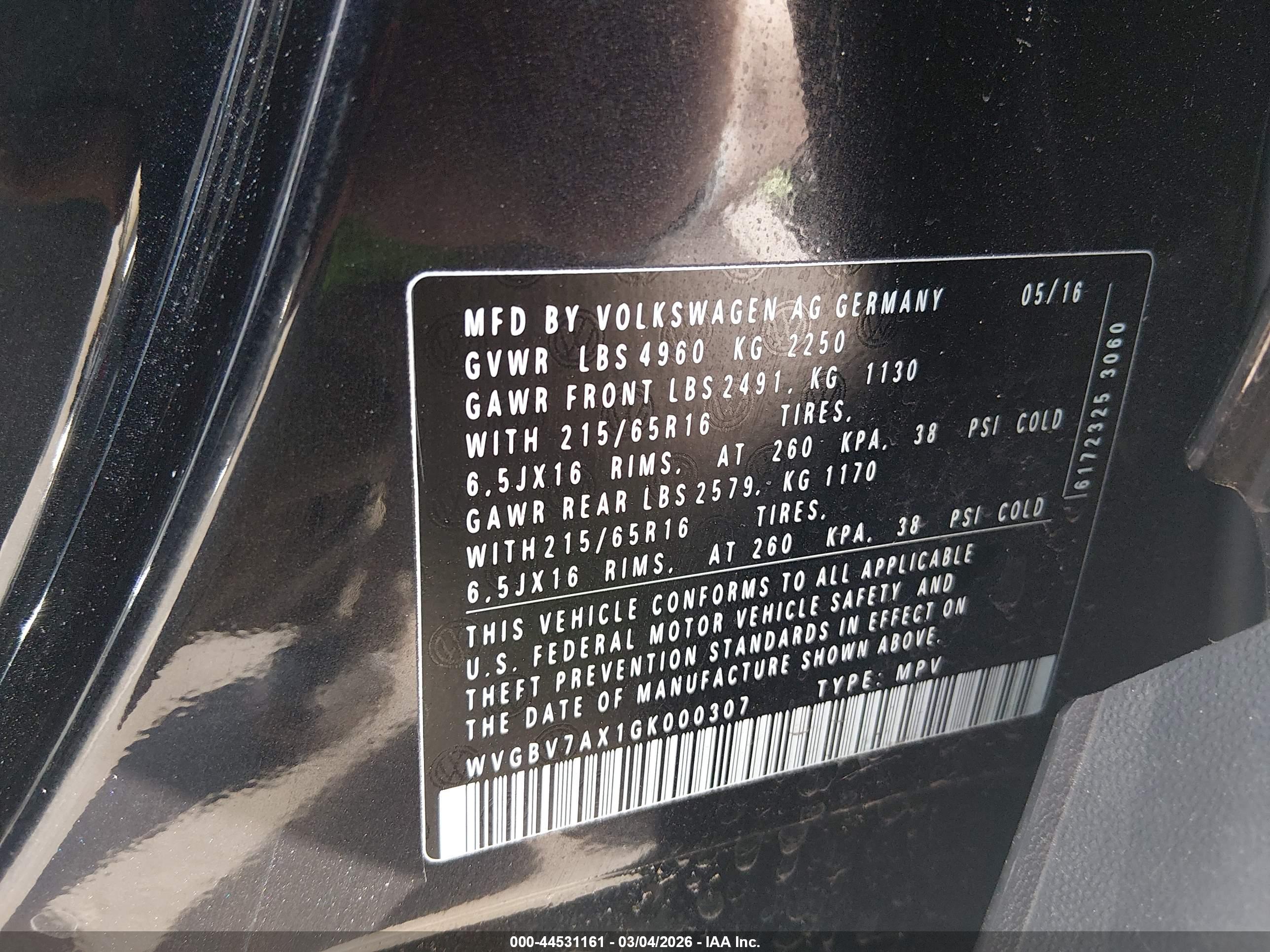 VOLKSWAGEN TIGUAN image 9