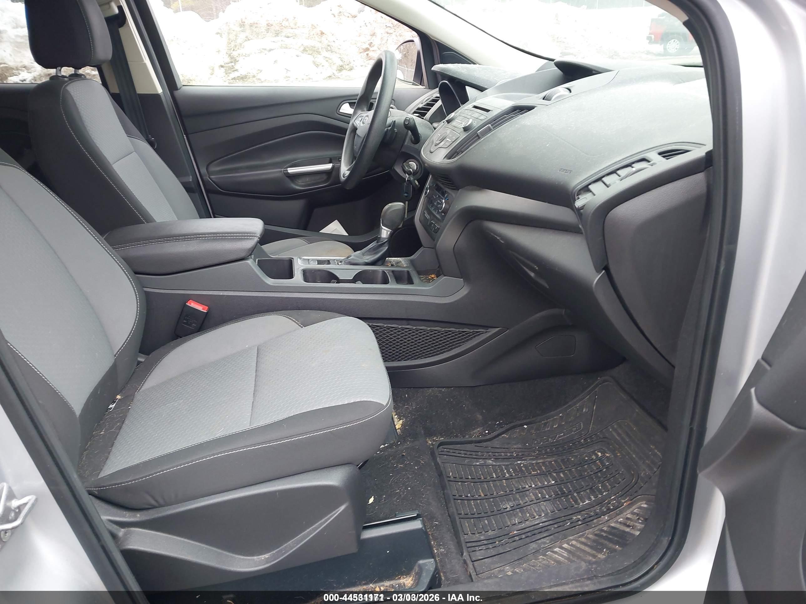 FORD ESCAPE image 5