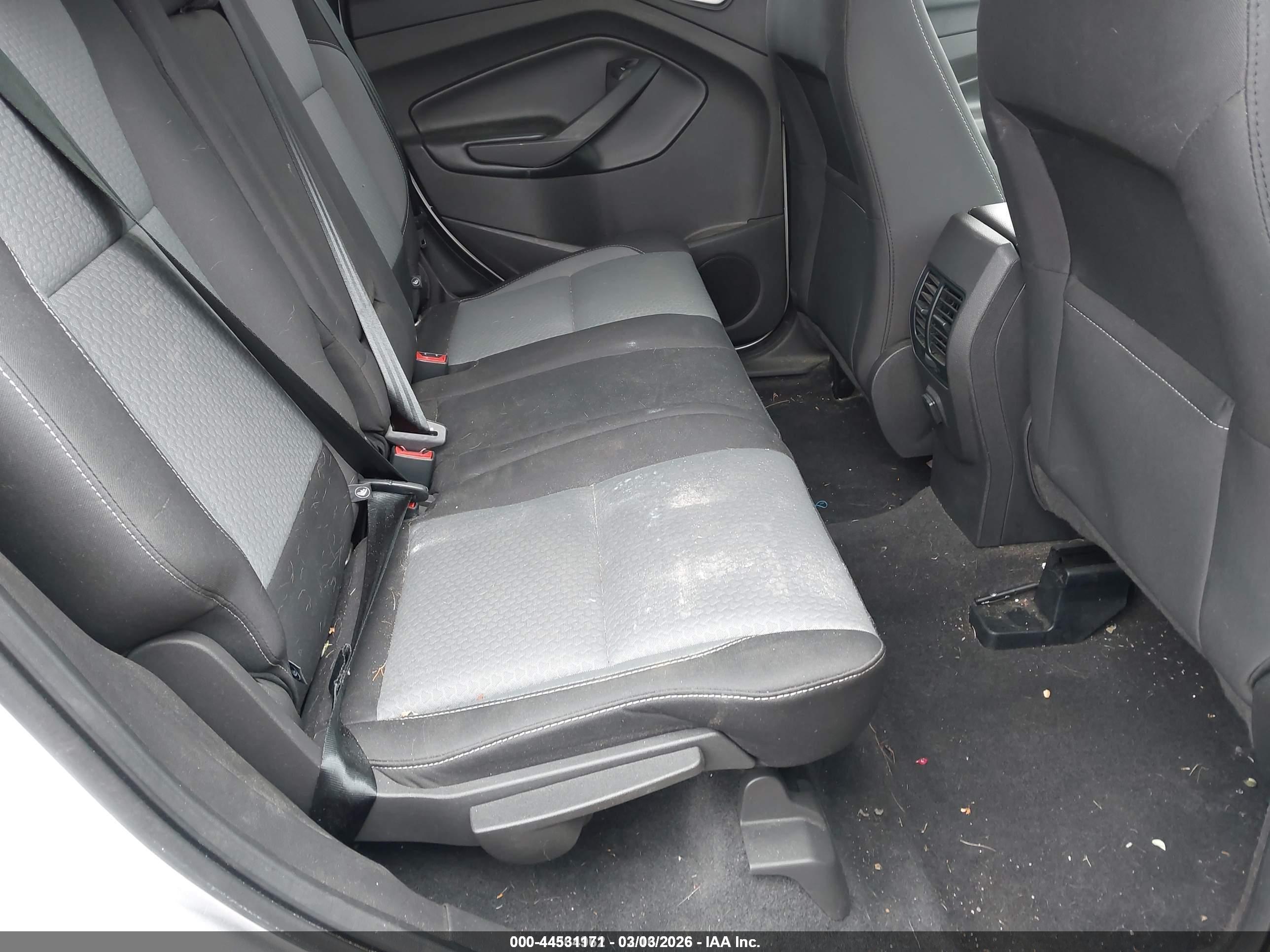 FORD ESCAPE image 8