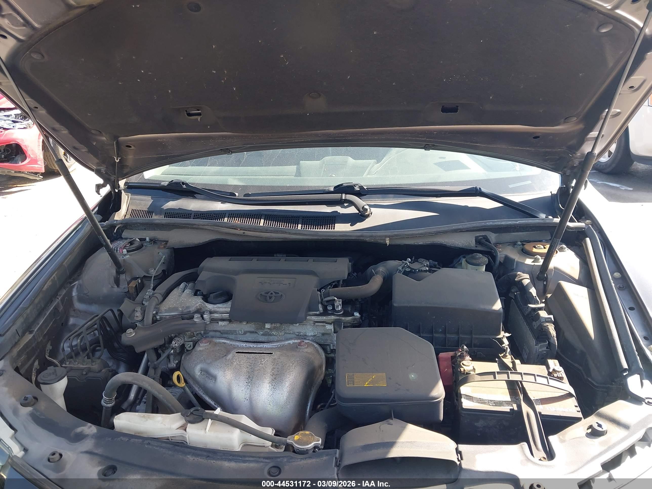 TOYOTA CAMRY image 10