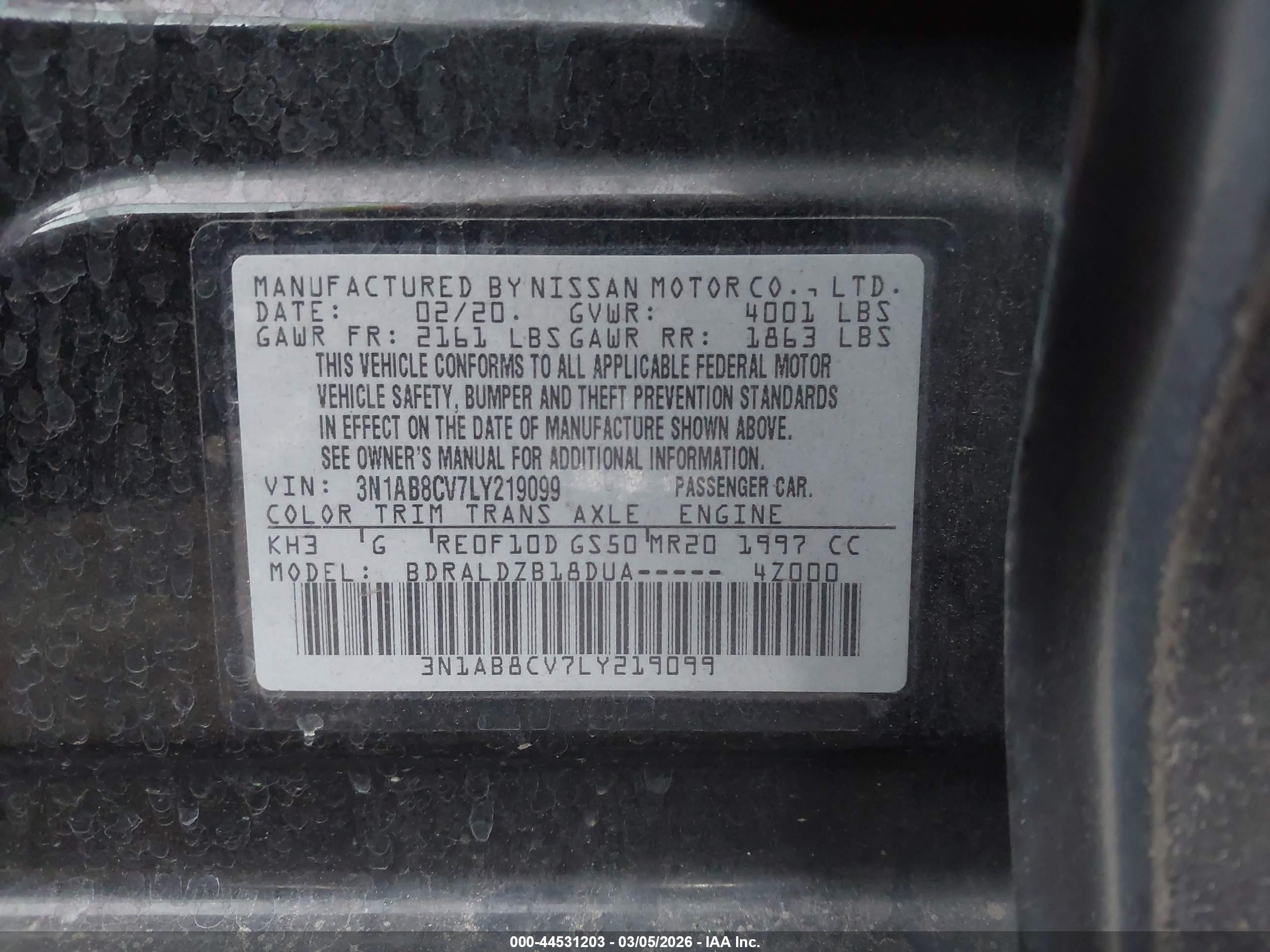 NISSAN SENTRA image 9