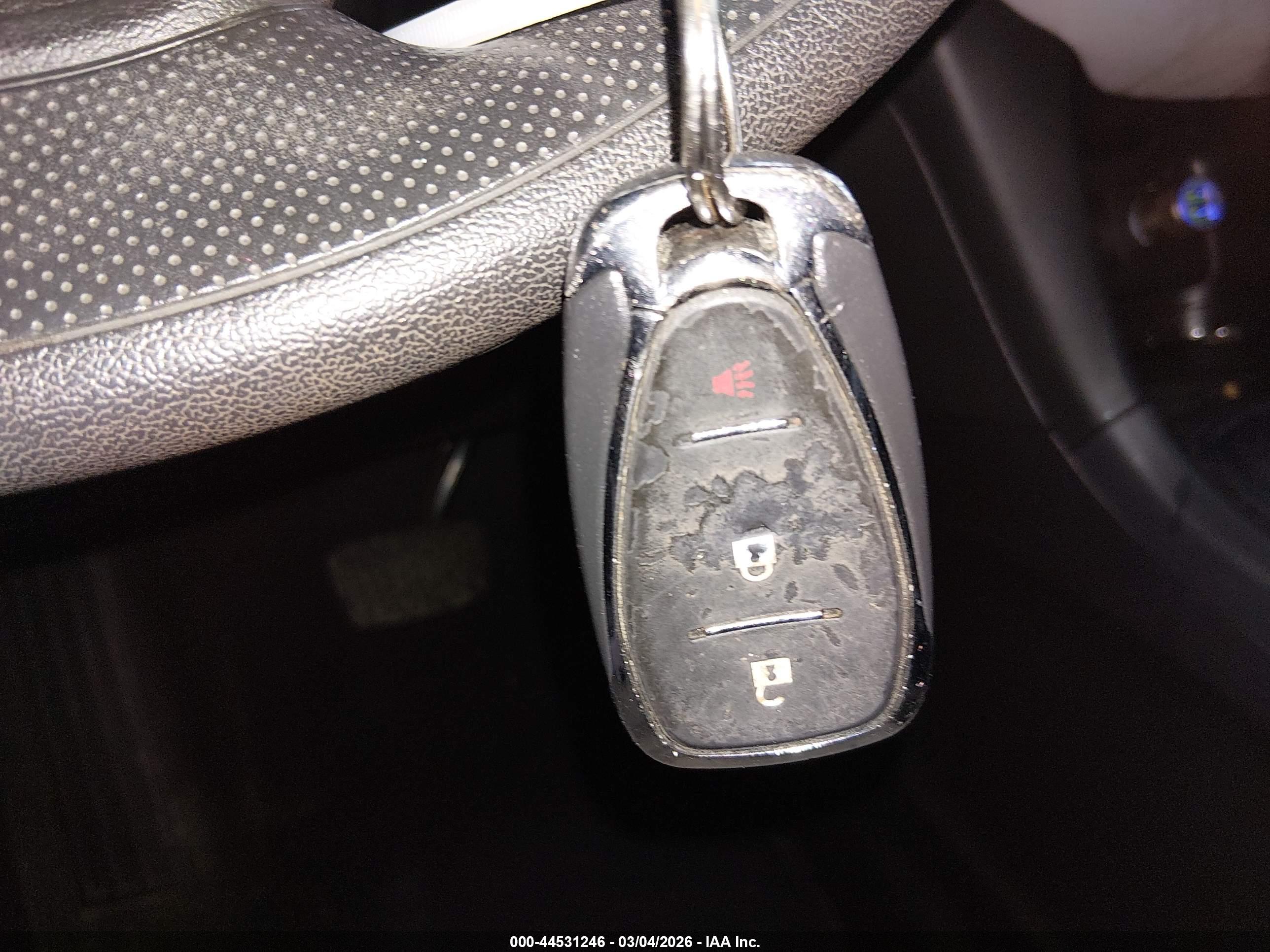 CHEVROLET EQUINOX image 11