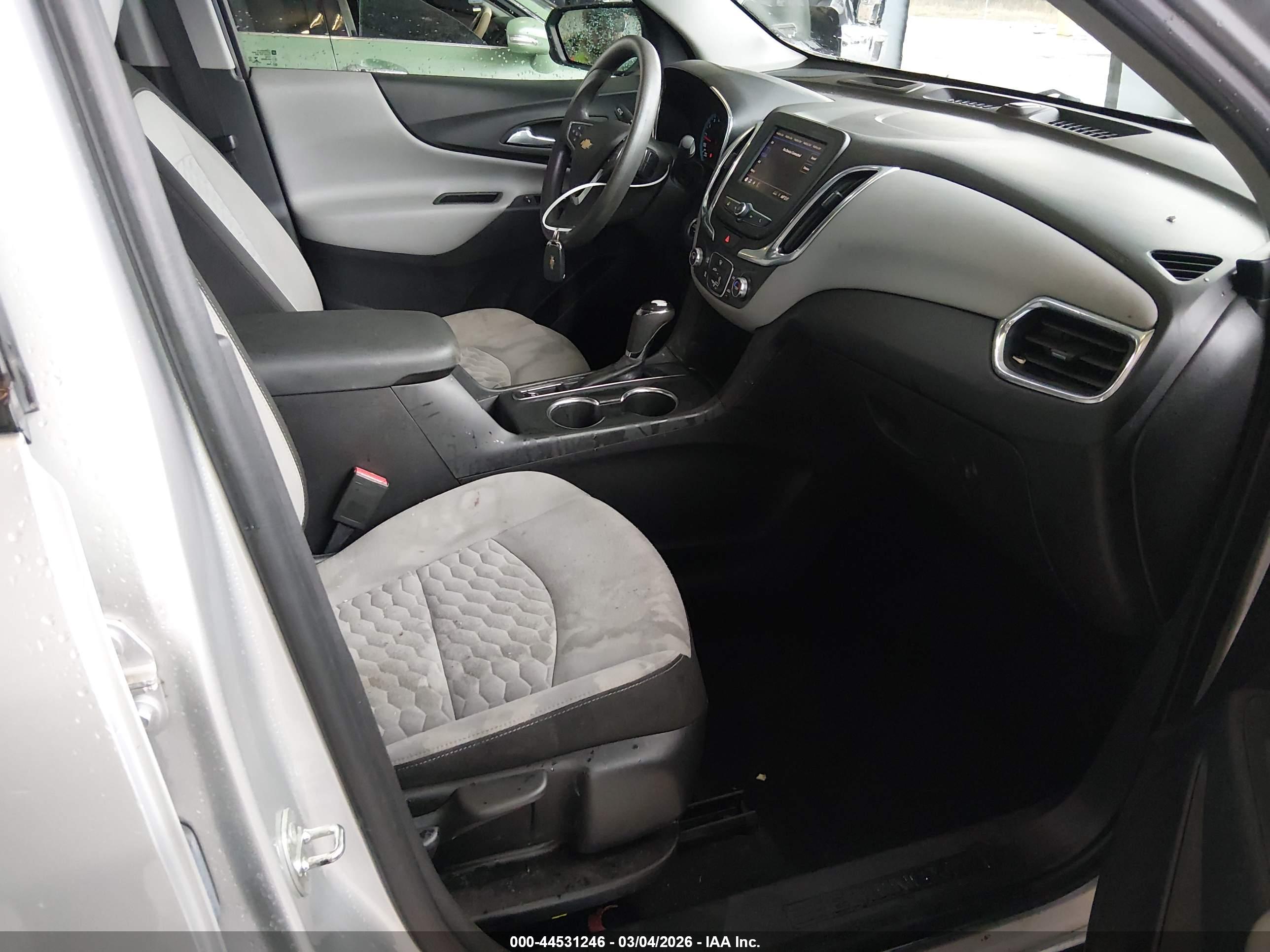 CHEVROLET EQUINOX image 5