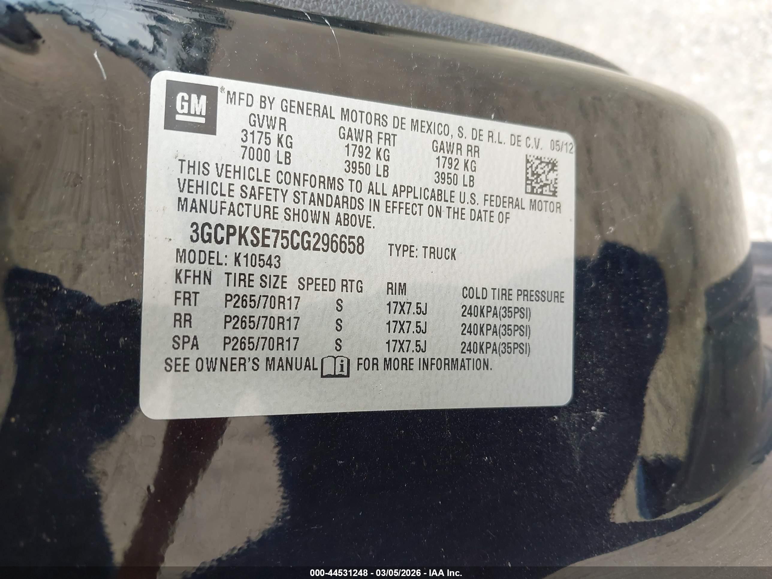 CHEVROLET SILVERADO image 9