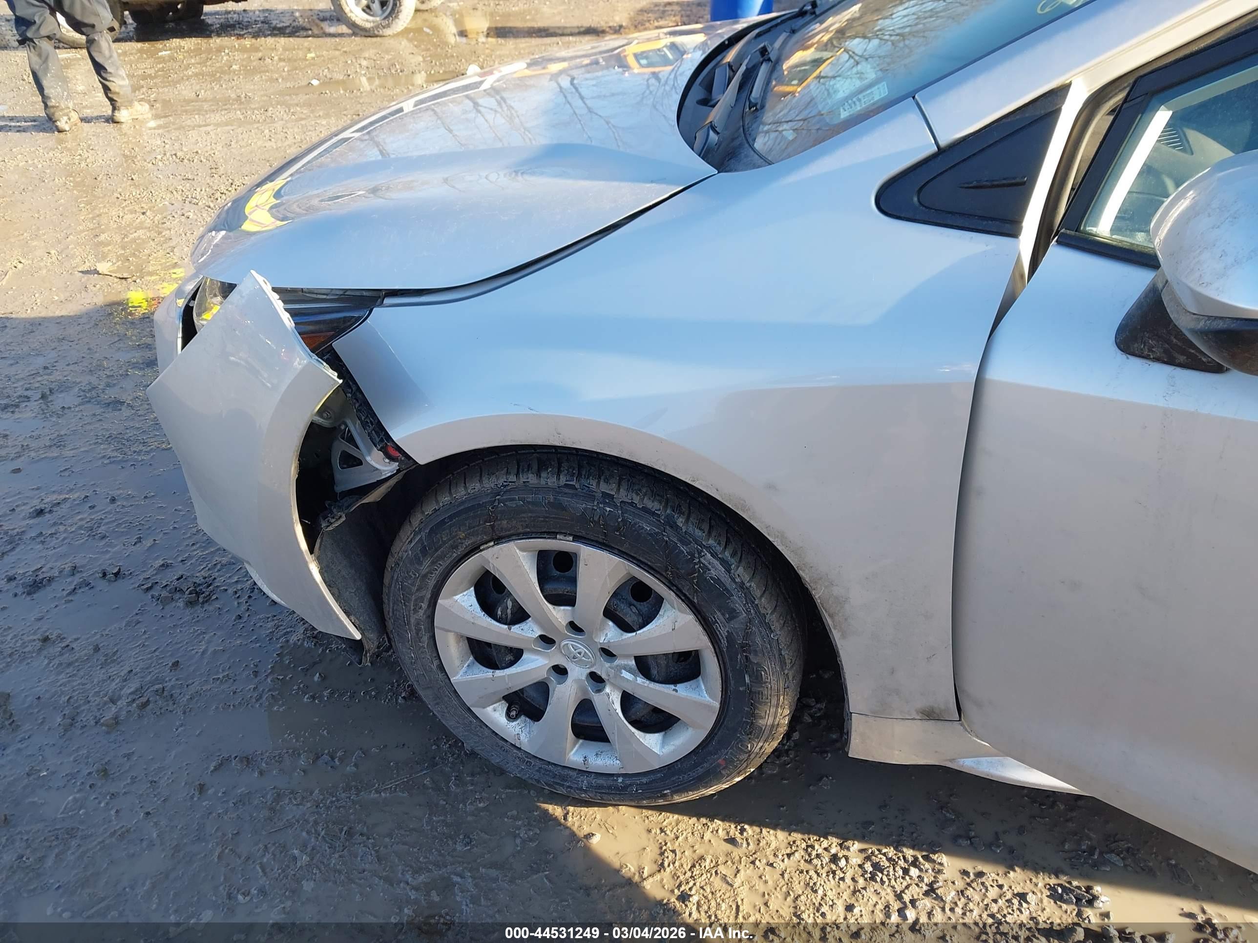 TOYOTA COROLLA image 6