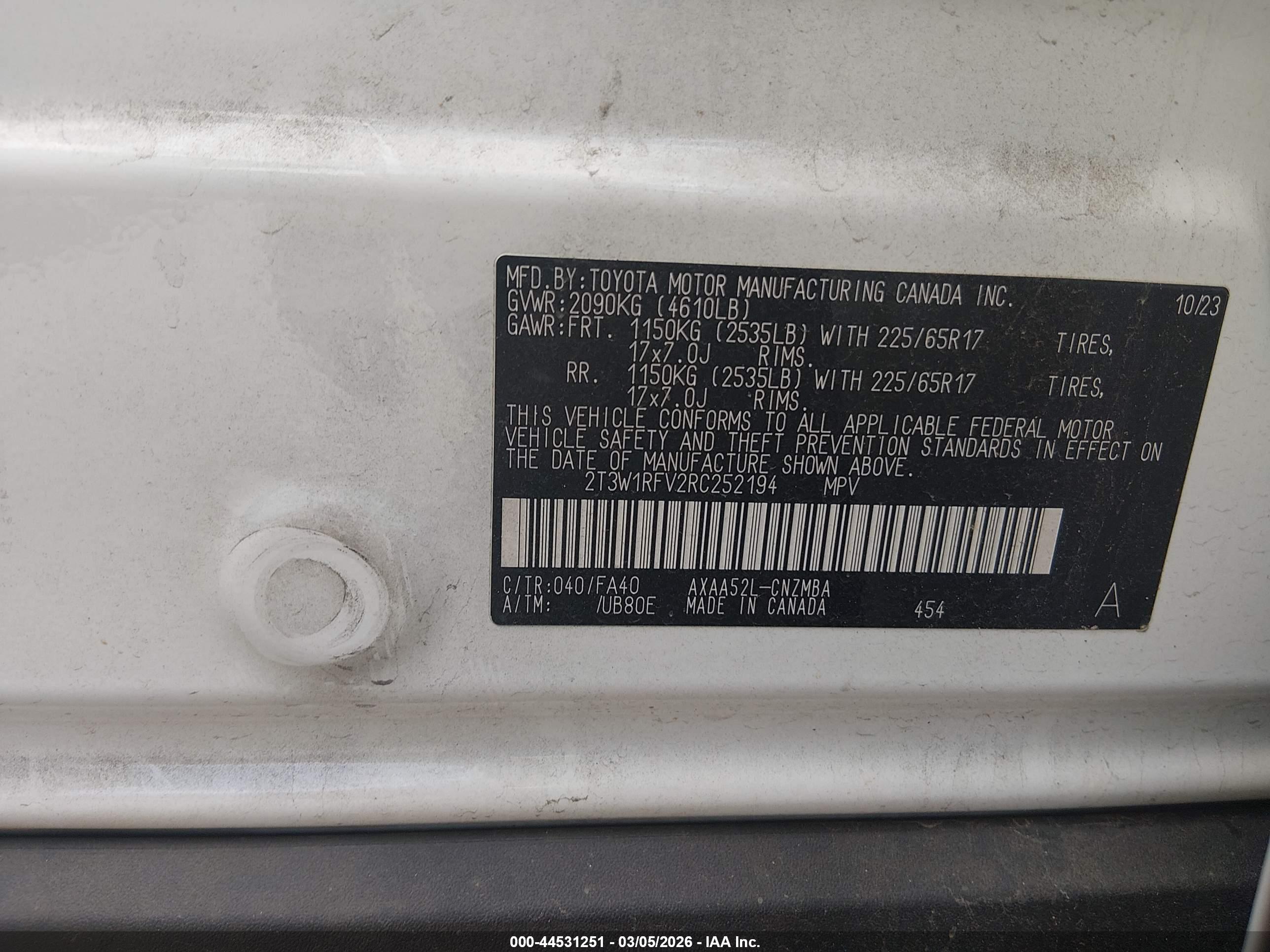 TOYOTA RAV4 image 9