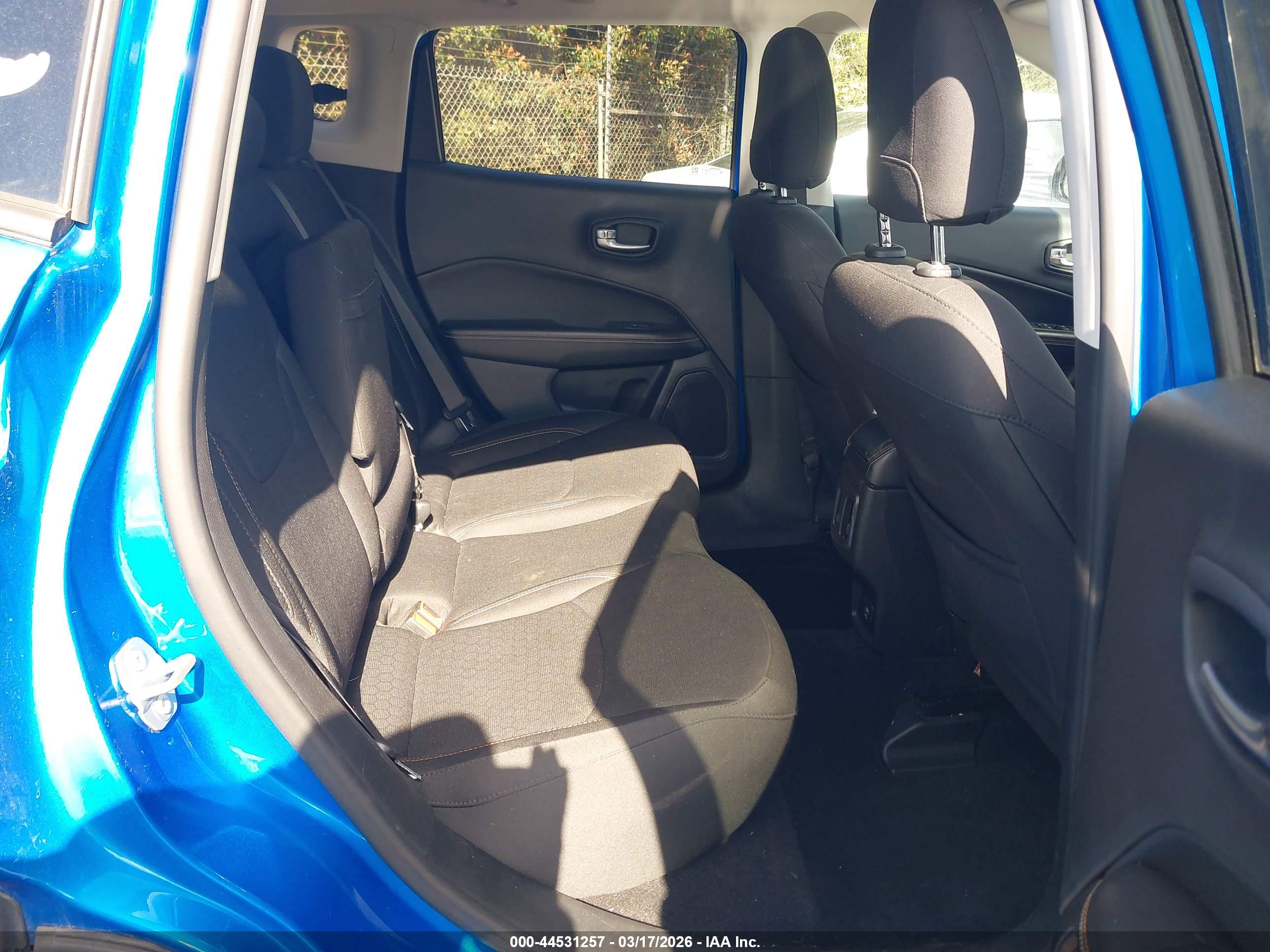JEEP COMPASS image 8